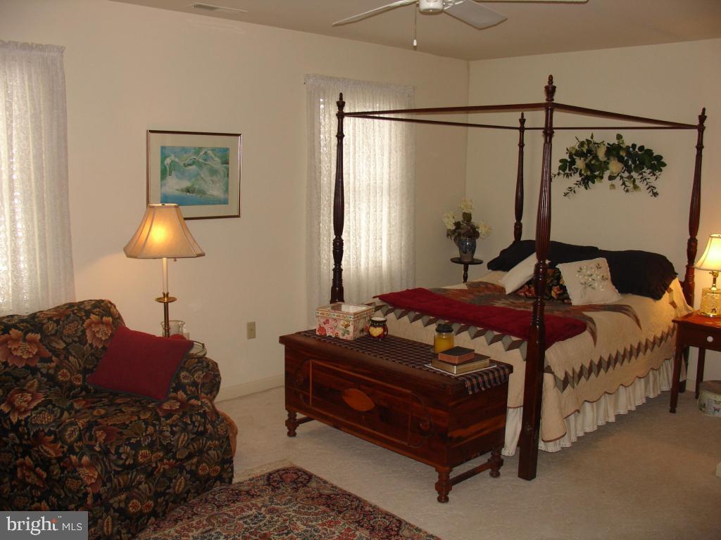 ARBOR GATE - Residential