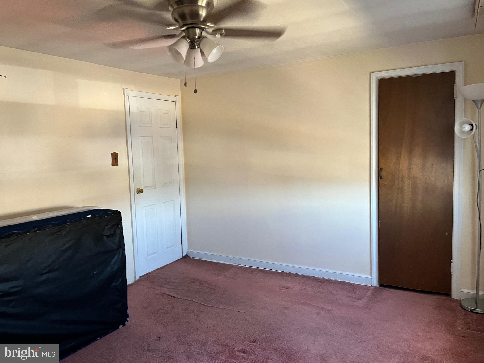 HOLMESBURG - Residential