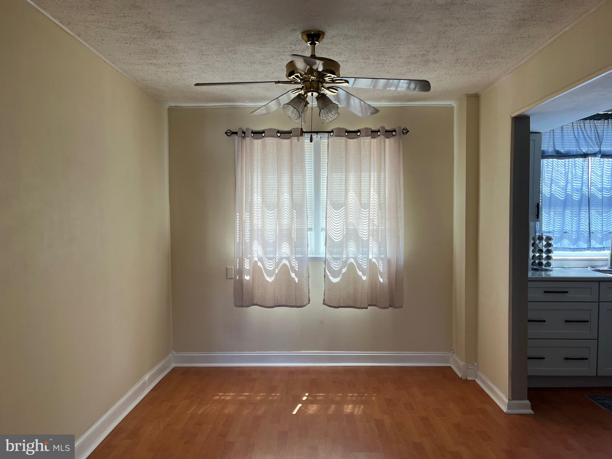 HOLMESBURG - Residential
