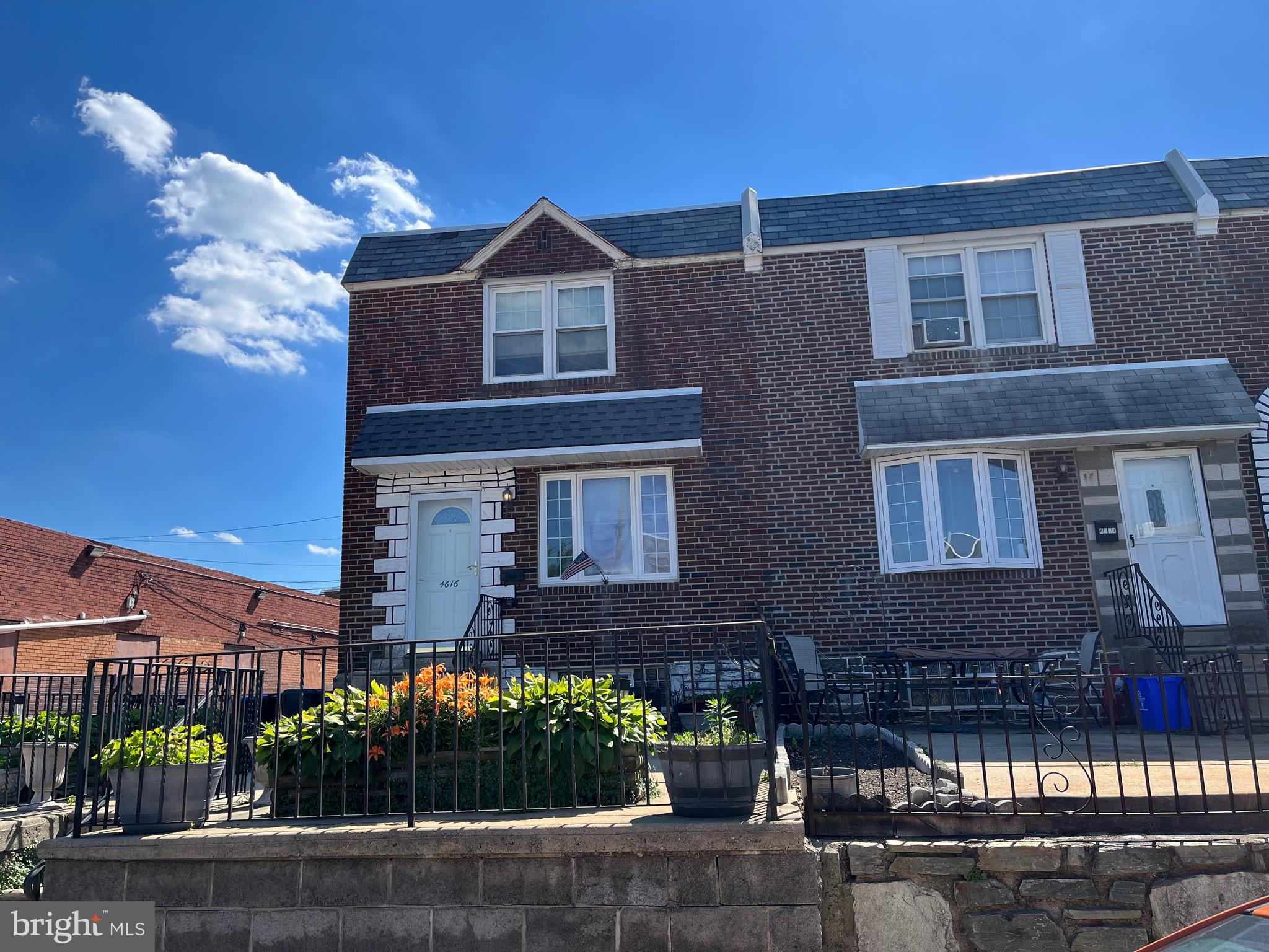 HOLMESBURG - Residential