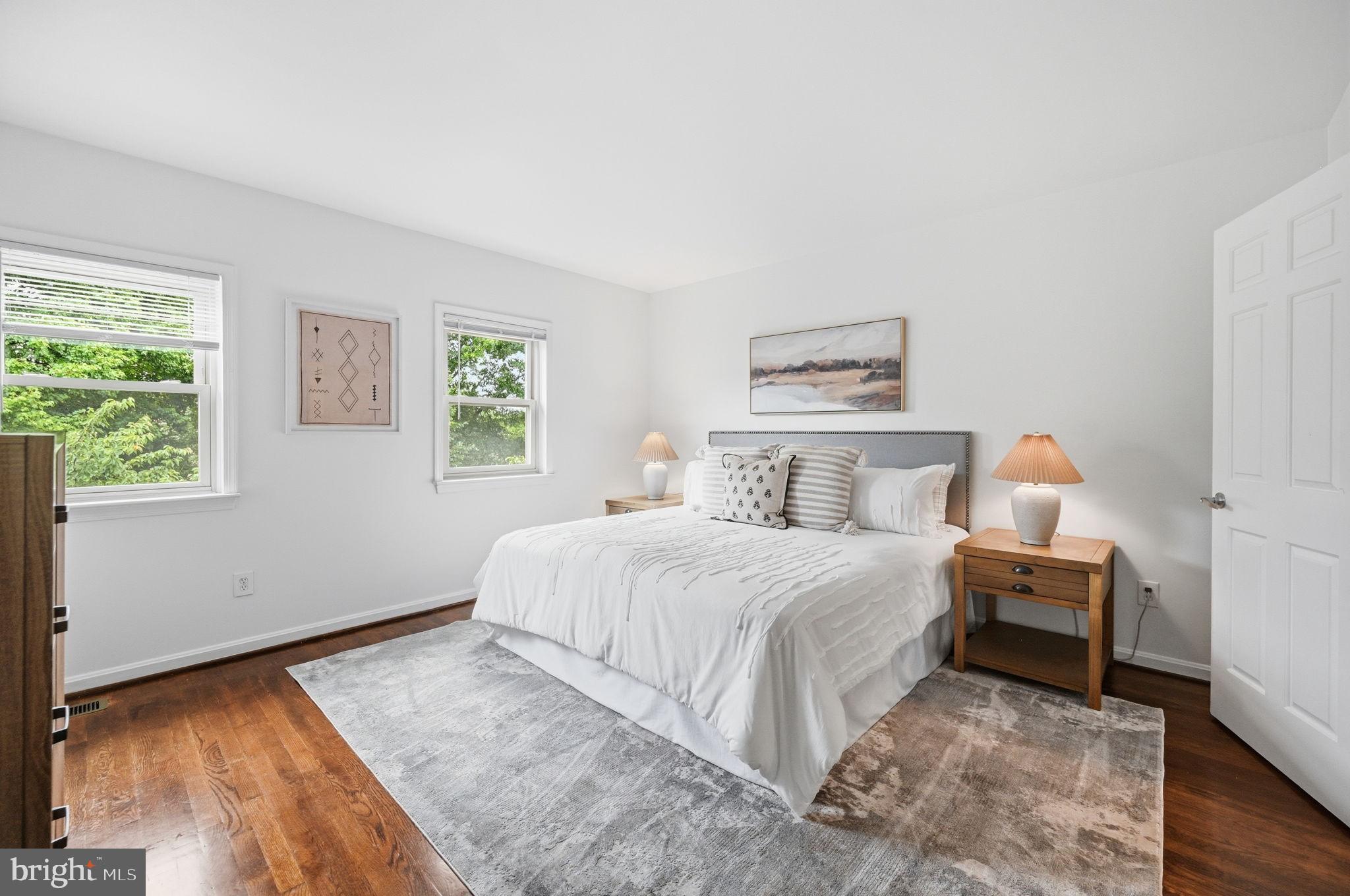 ADAMS COURT - Residential