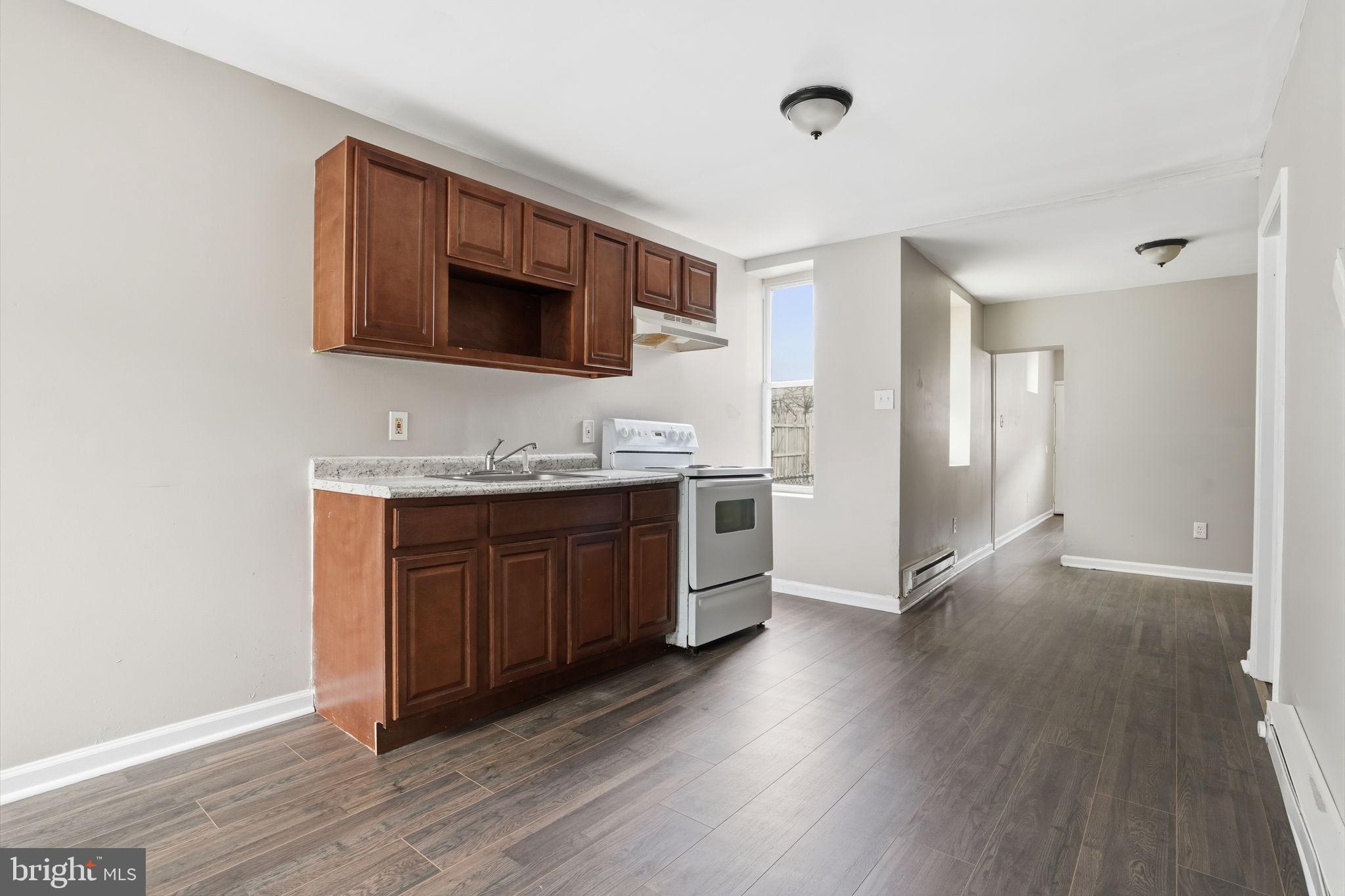 KENSINGTON - Residential