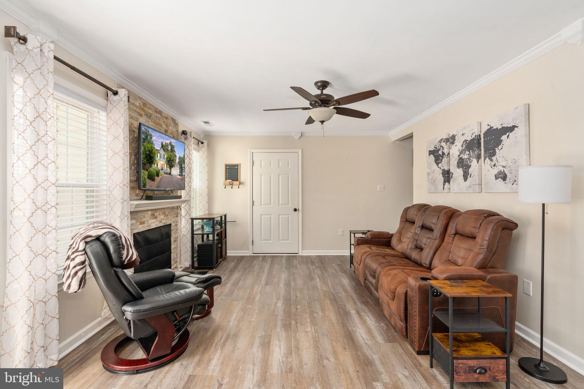 OAK TERRACE - Residential