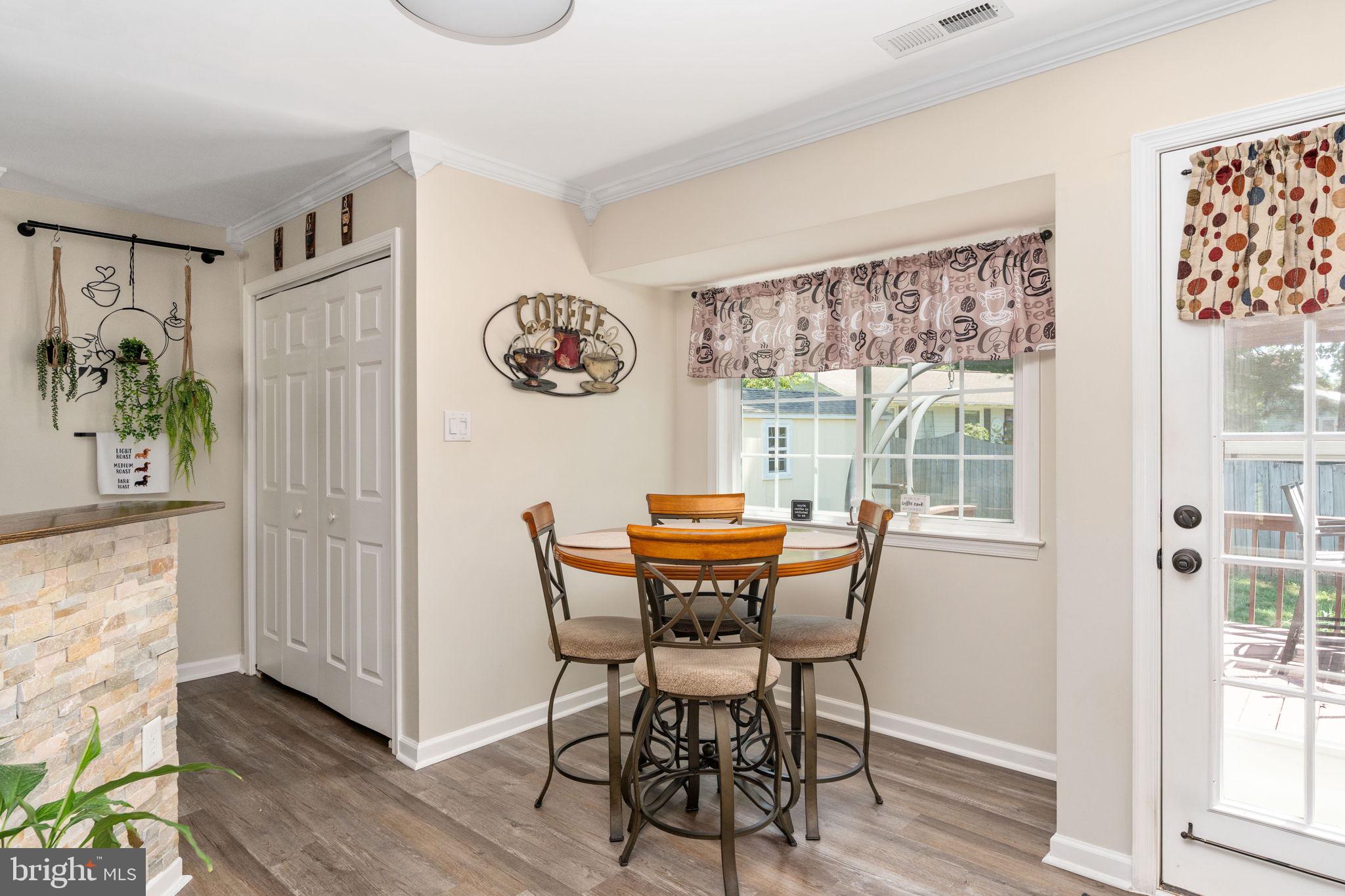 OAK TERRACE - Residential
