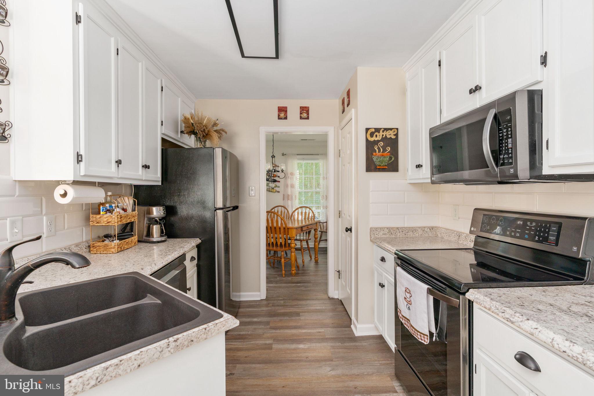 OAK TERRACE - Residential