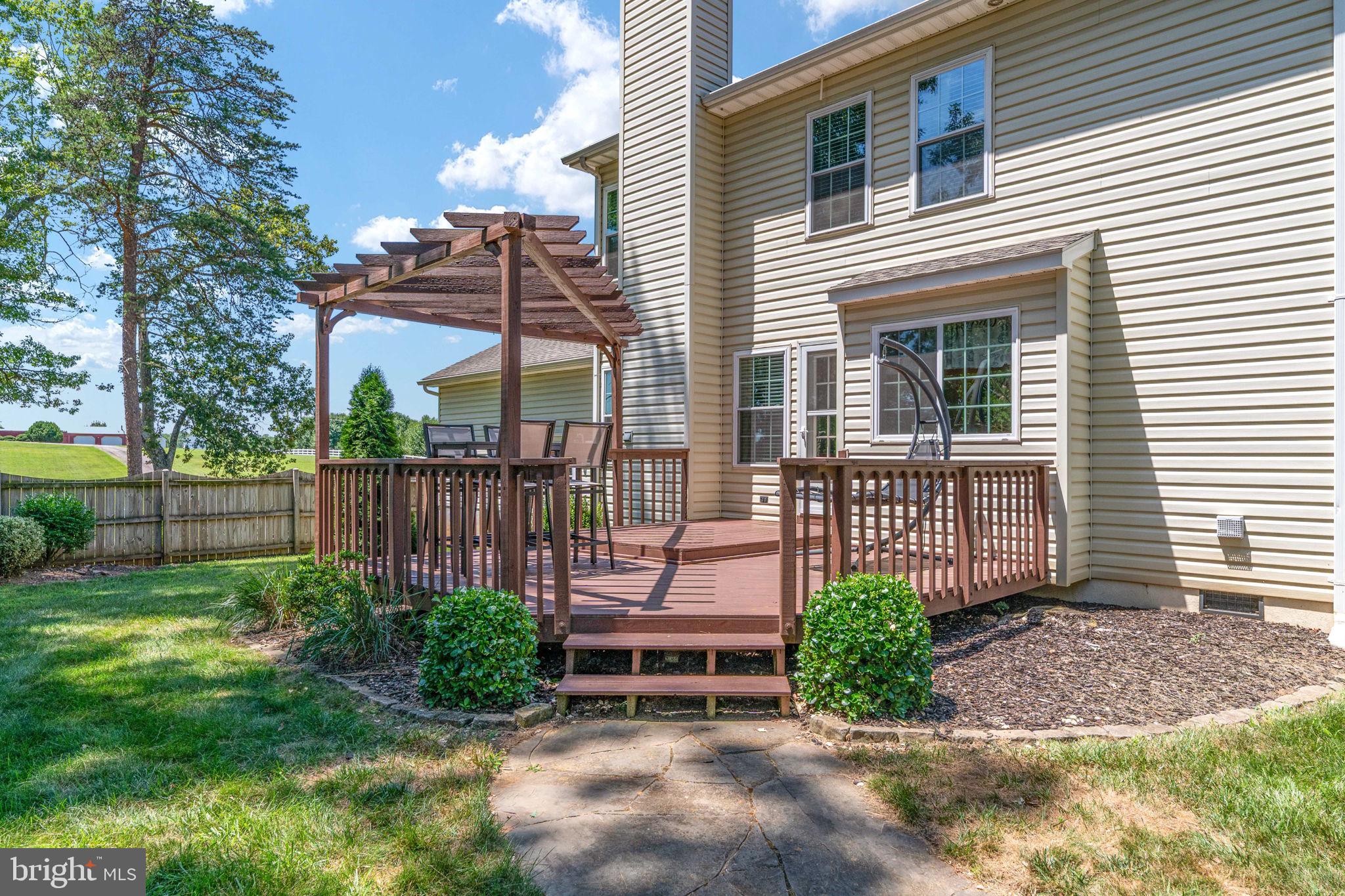 OAK TERRACE - Residential