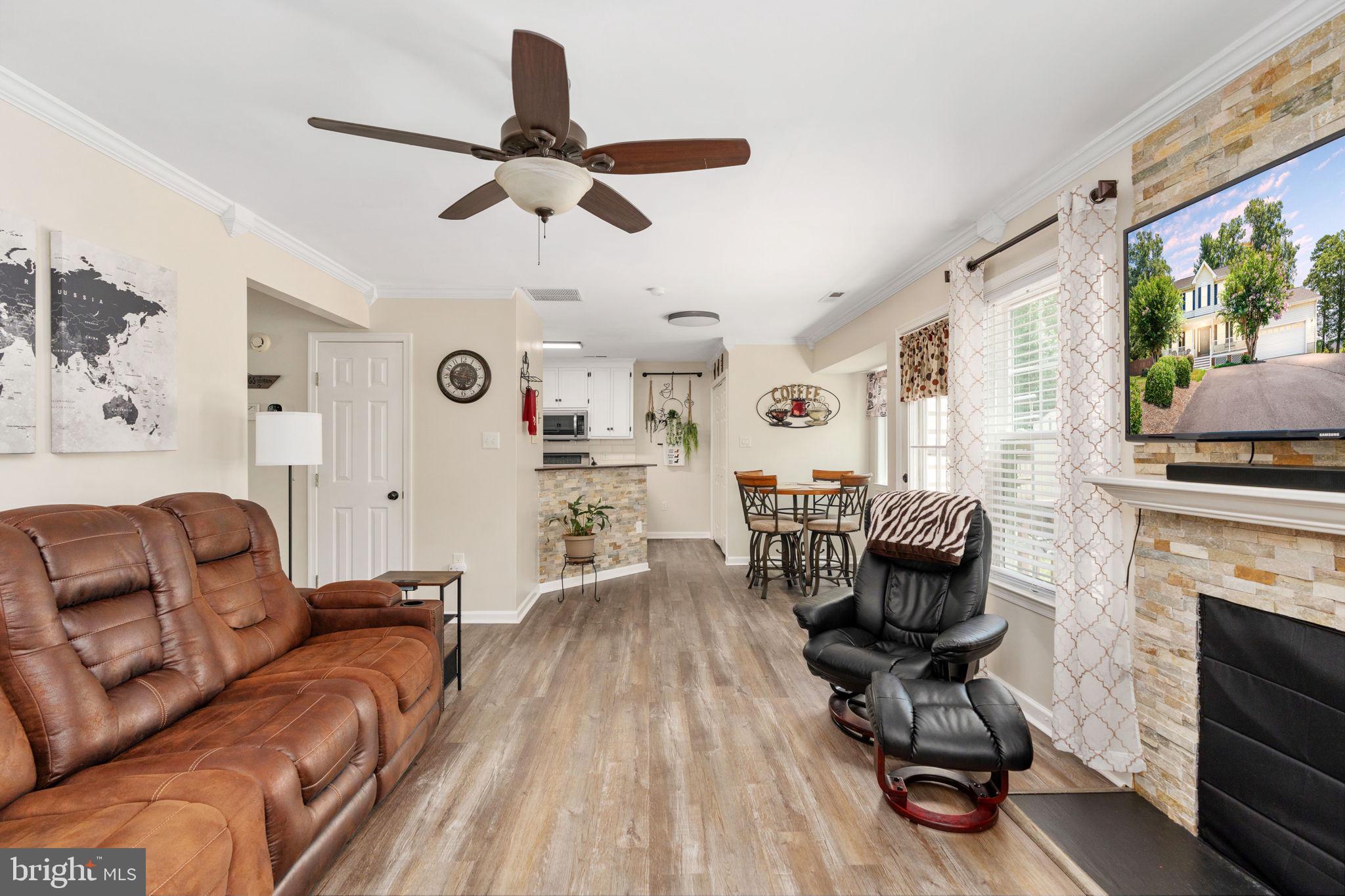 OAK TERRACE - Residential