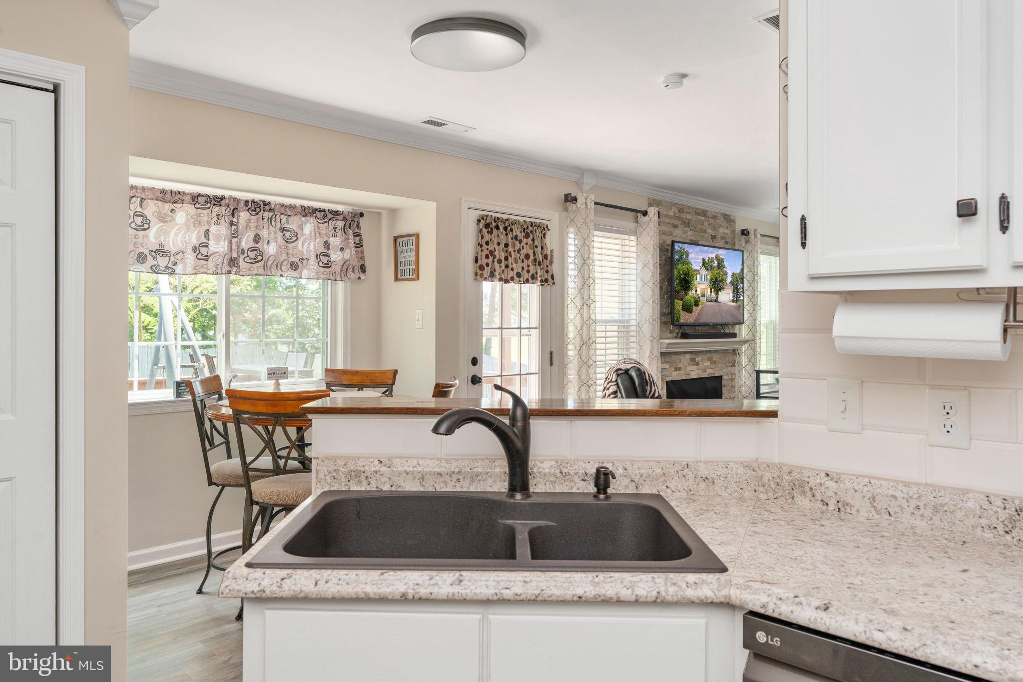 OAK TERRACE - Residential