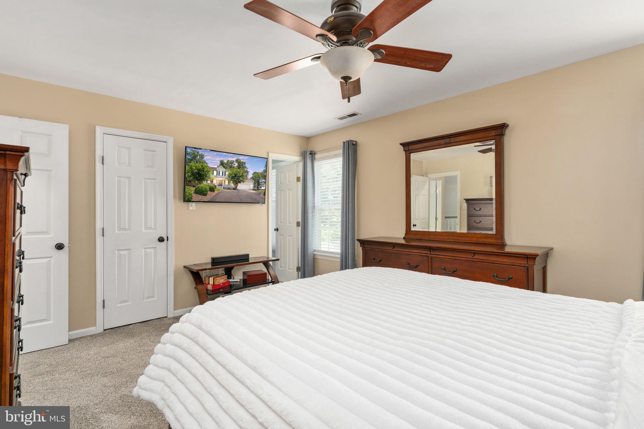 OAK TERRACE - Residential