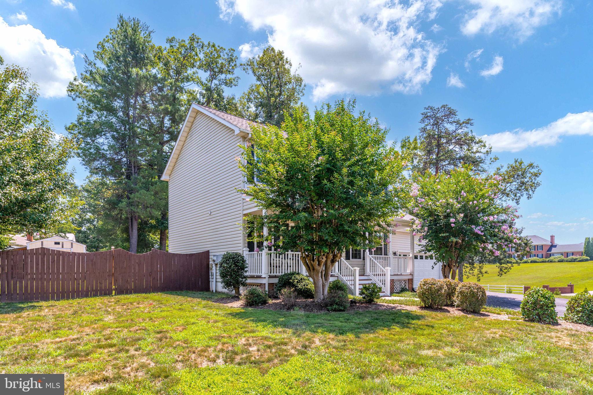 OAK TERRACE - Residential