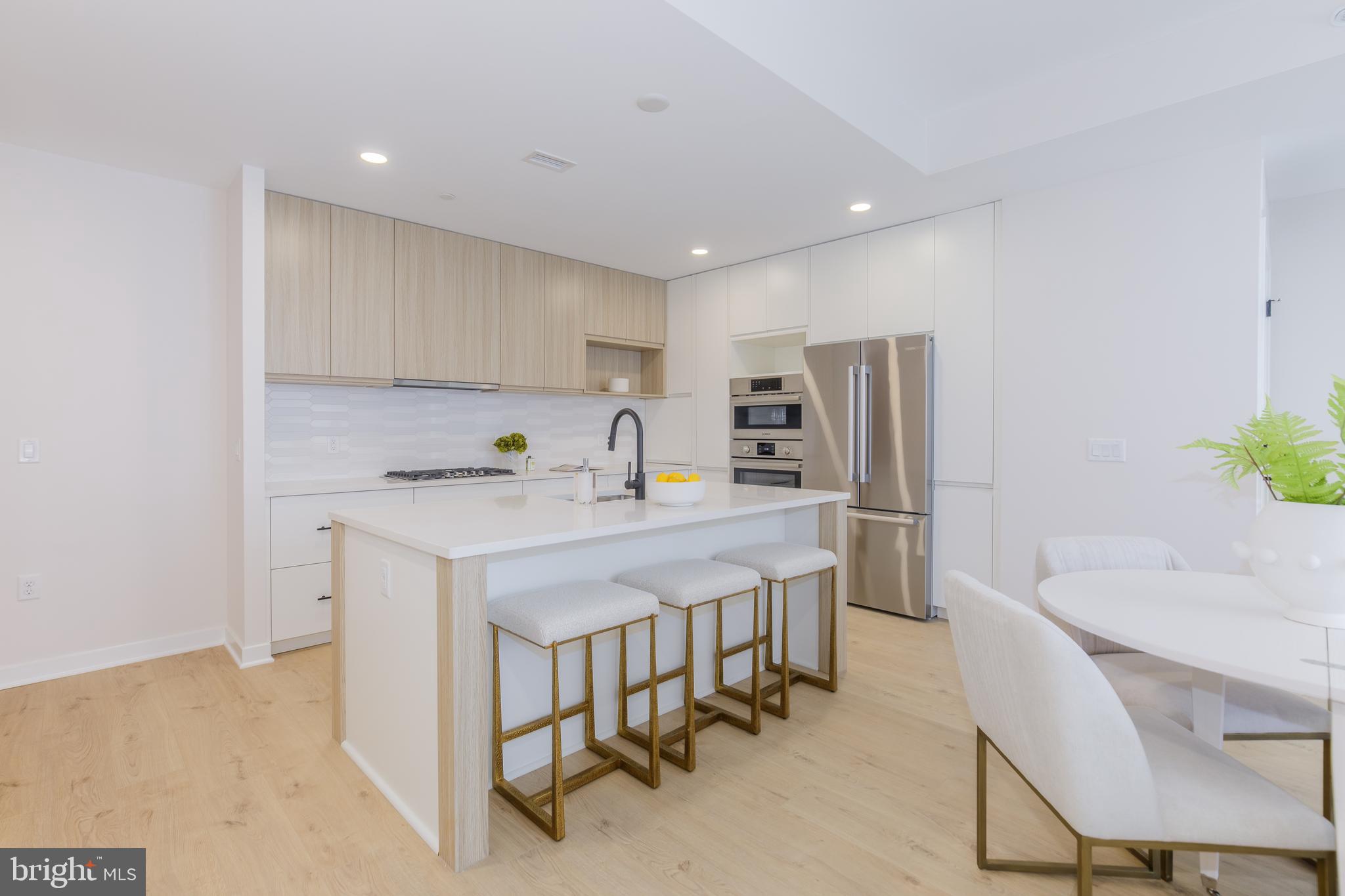 FALLS CHURCH CITY - Residential