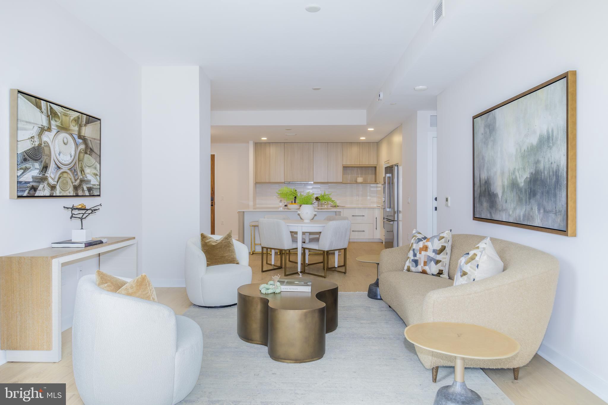 FALLS CHURCH CITY - Residential