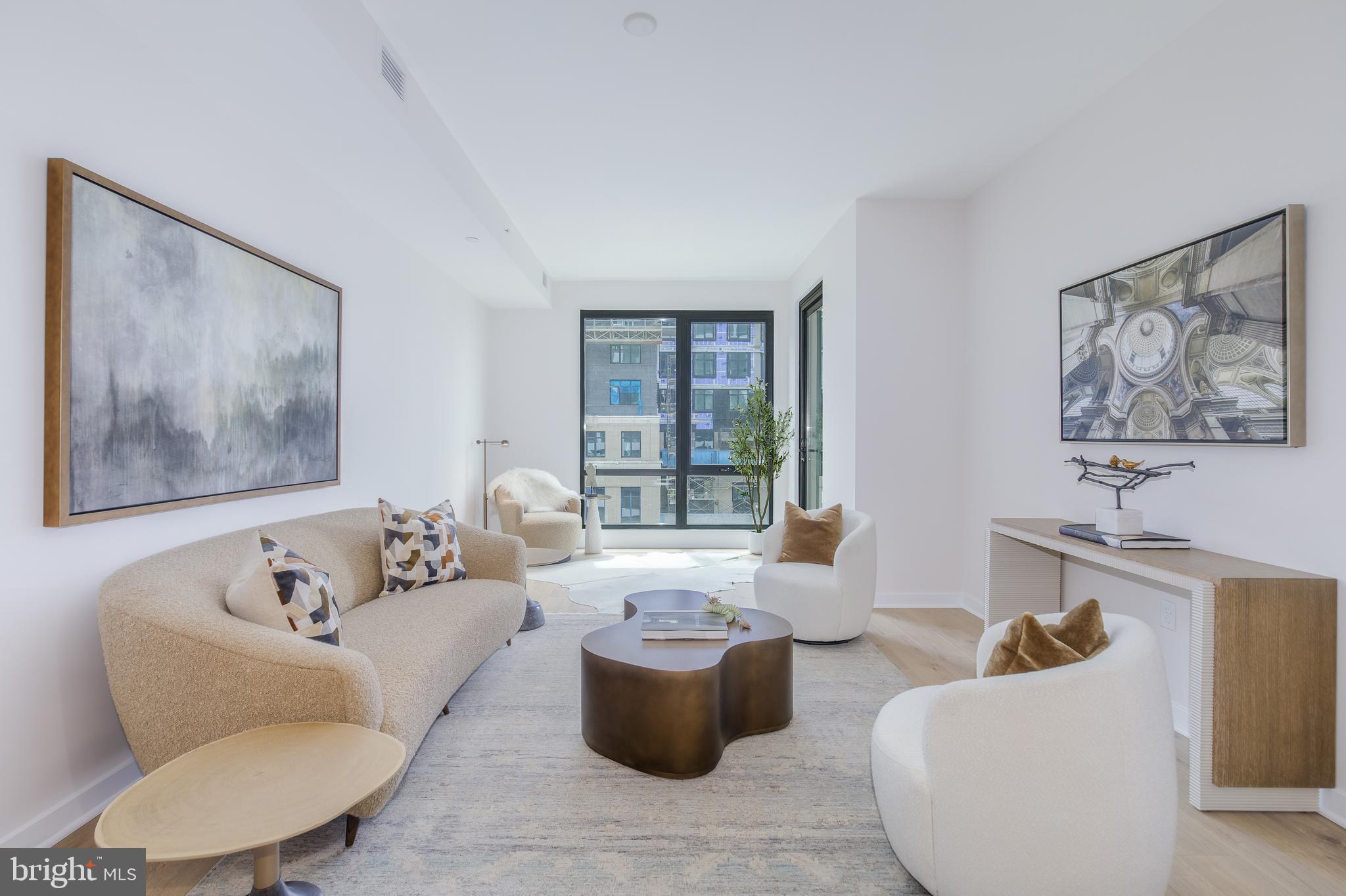 FALLS CHURCH CITY - Residential