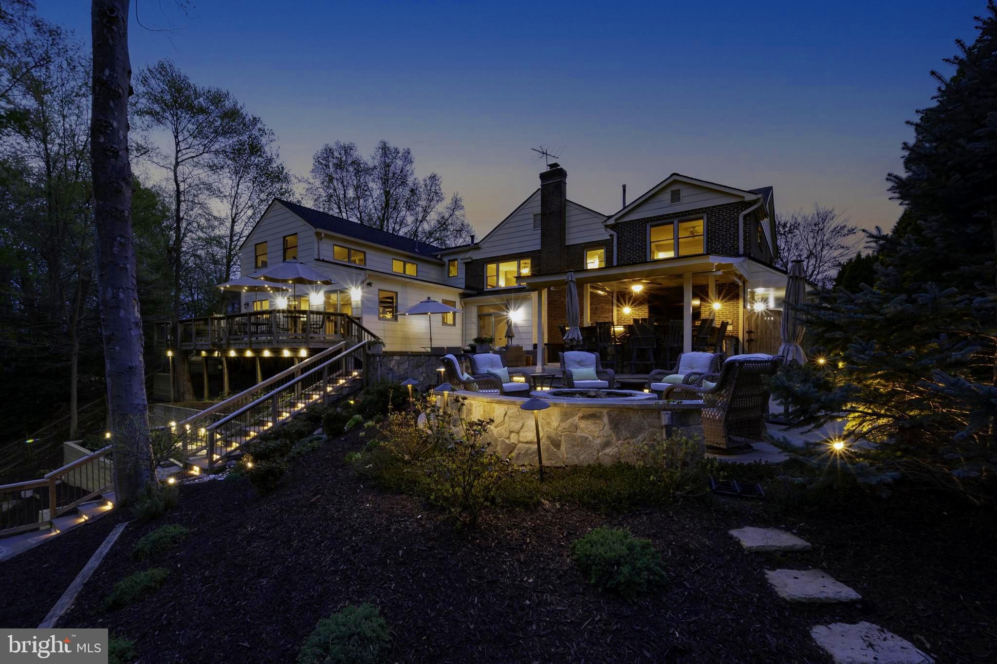 WAYNEWOOD - Residential