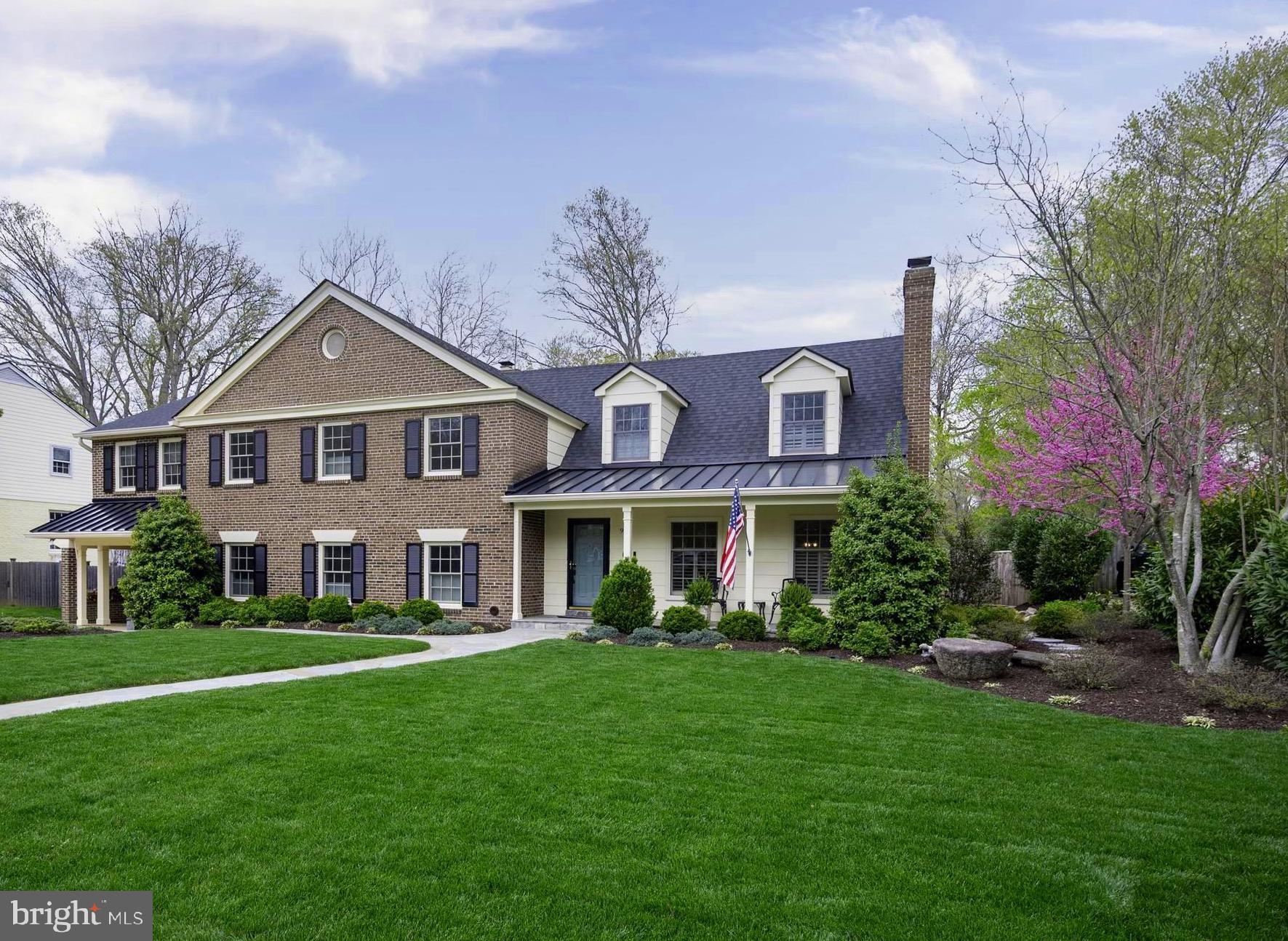 WAYNEWOOD - Residential
