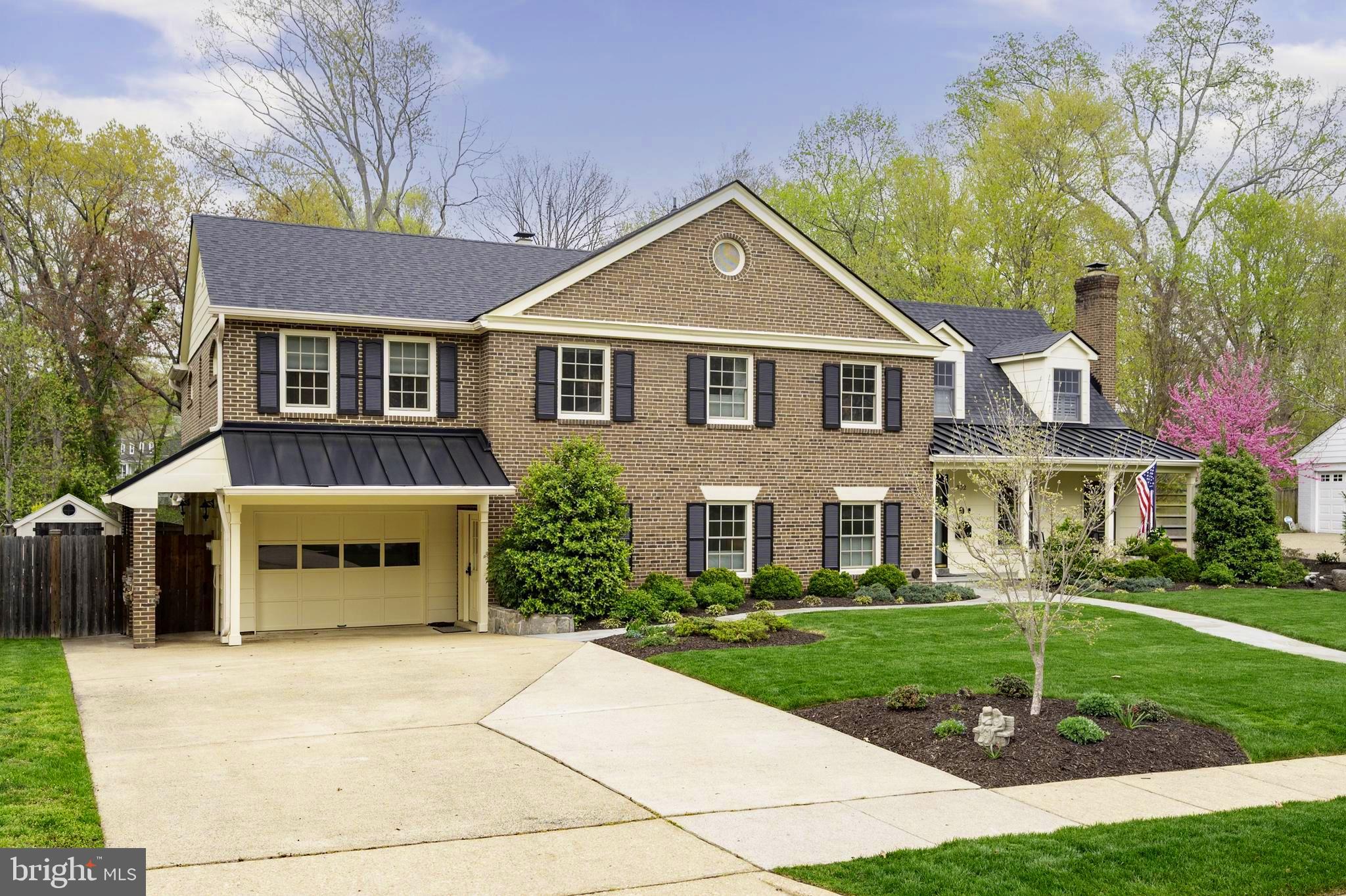 WAYNEWOOD - Residential