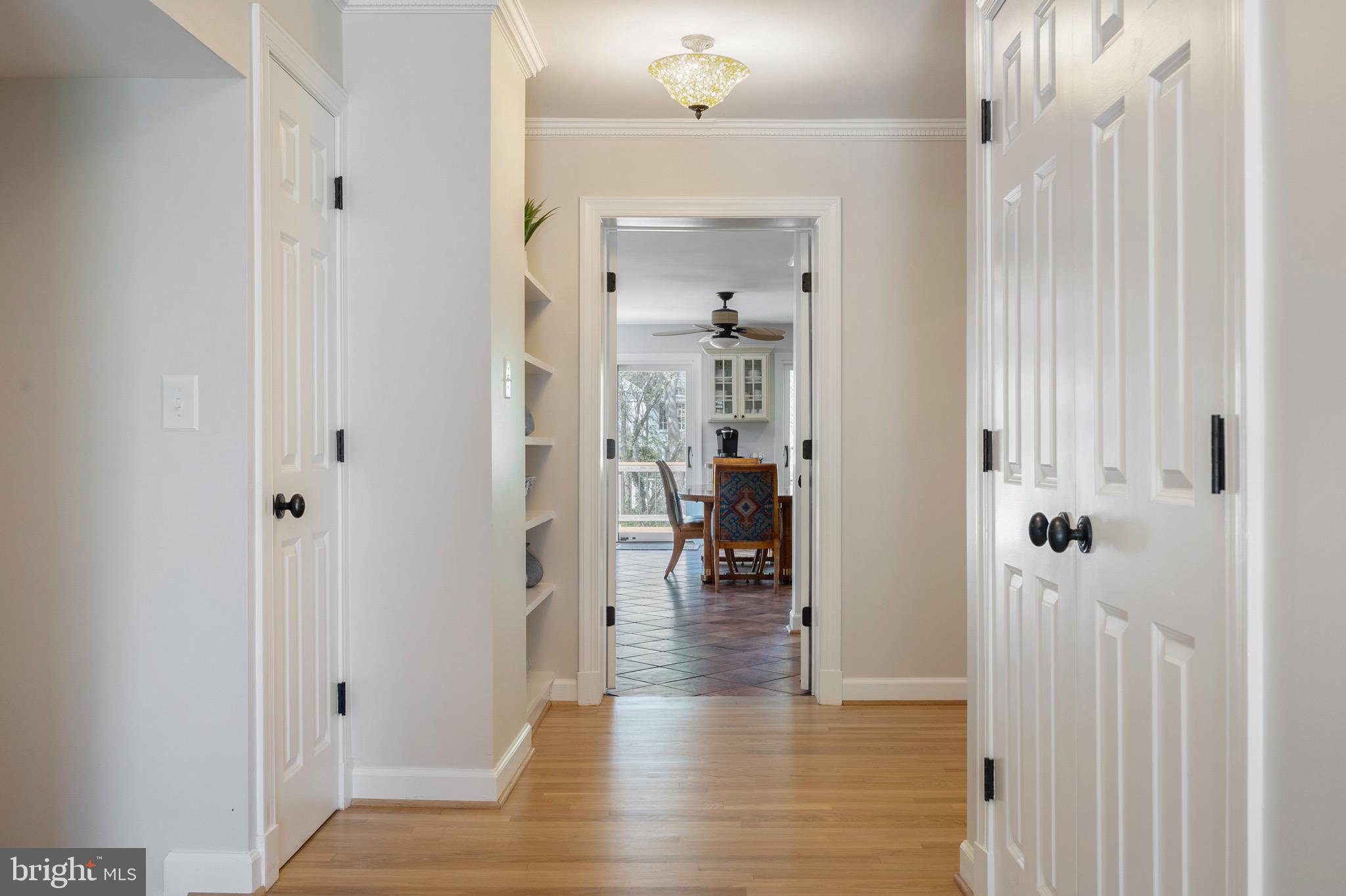 WAYNEWOOD - Residential
