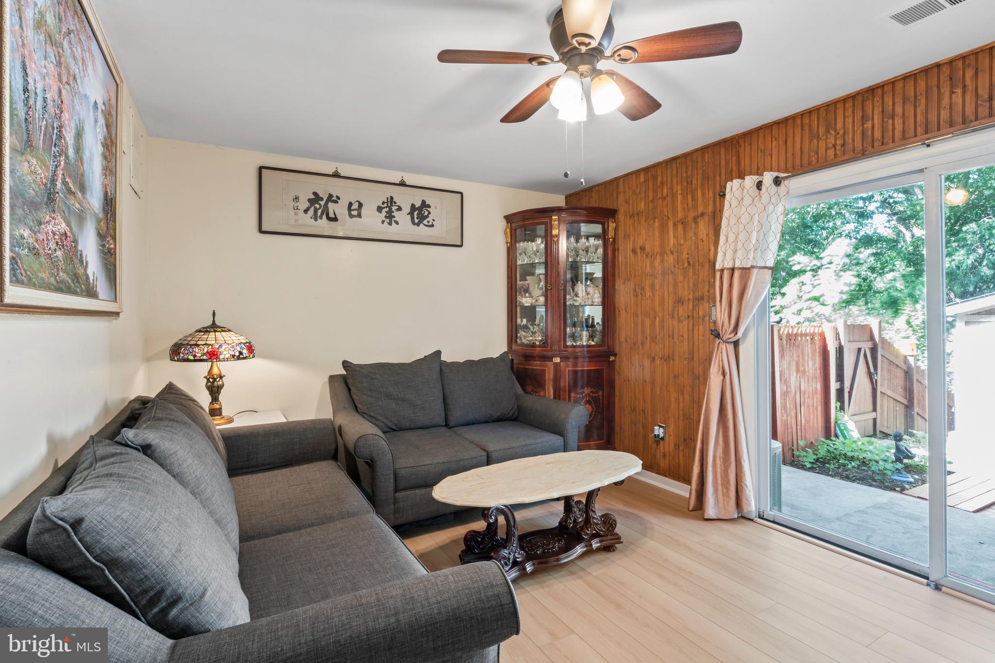 DALE CITY - Residential