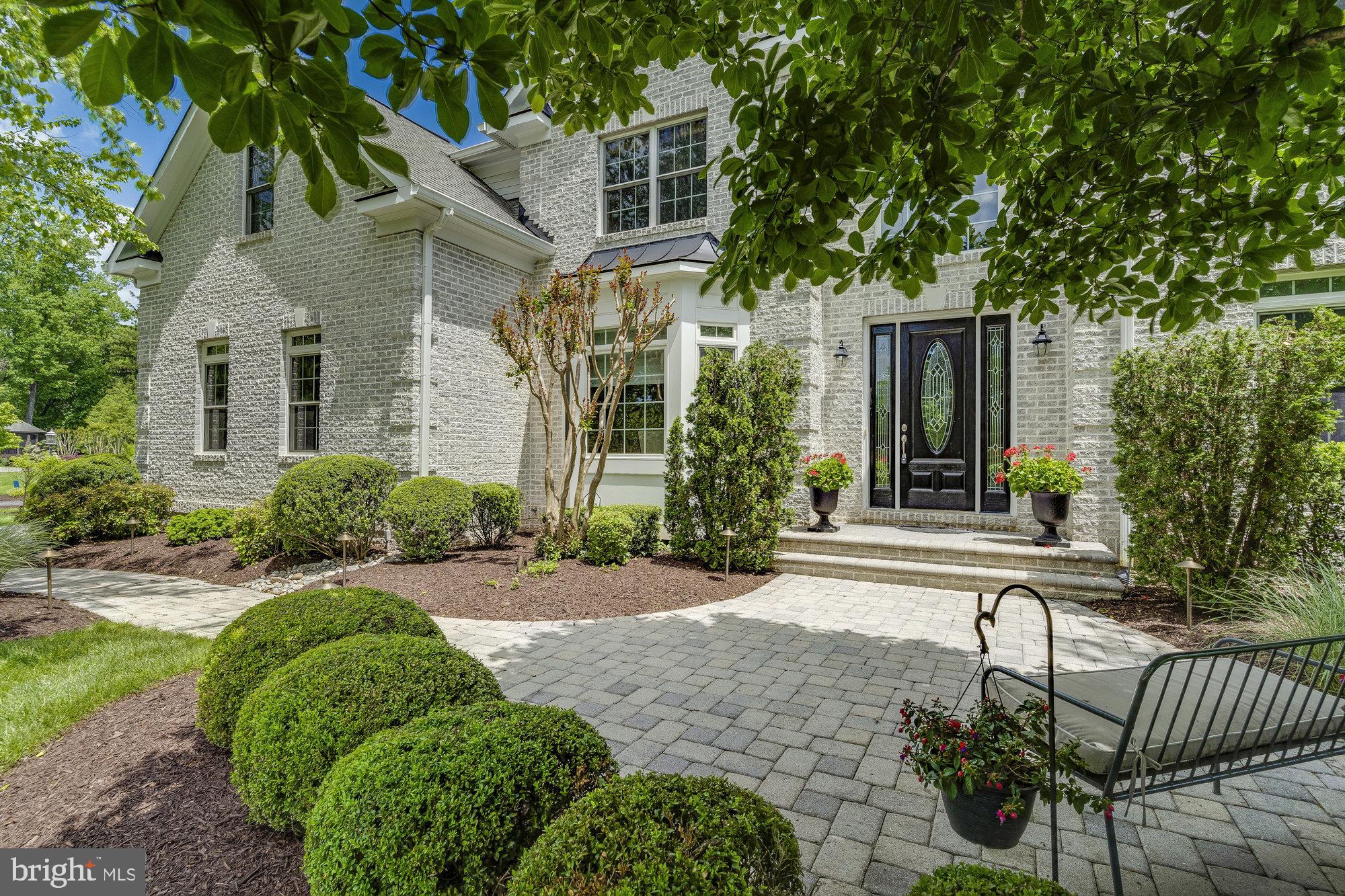 TYSONS ESTATES - Residential