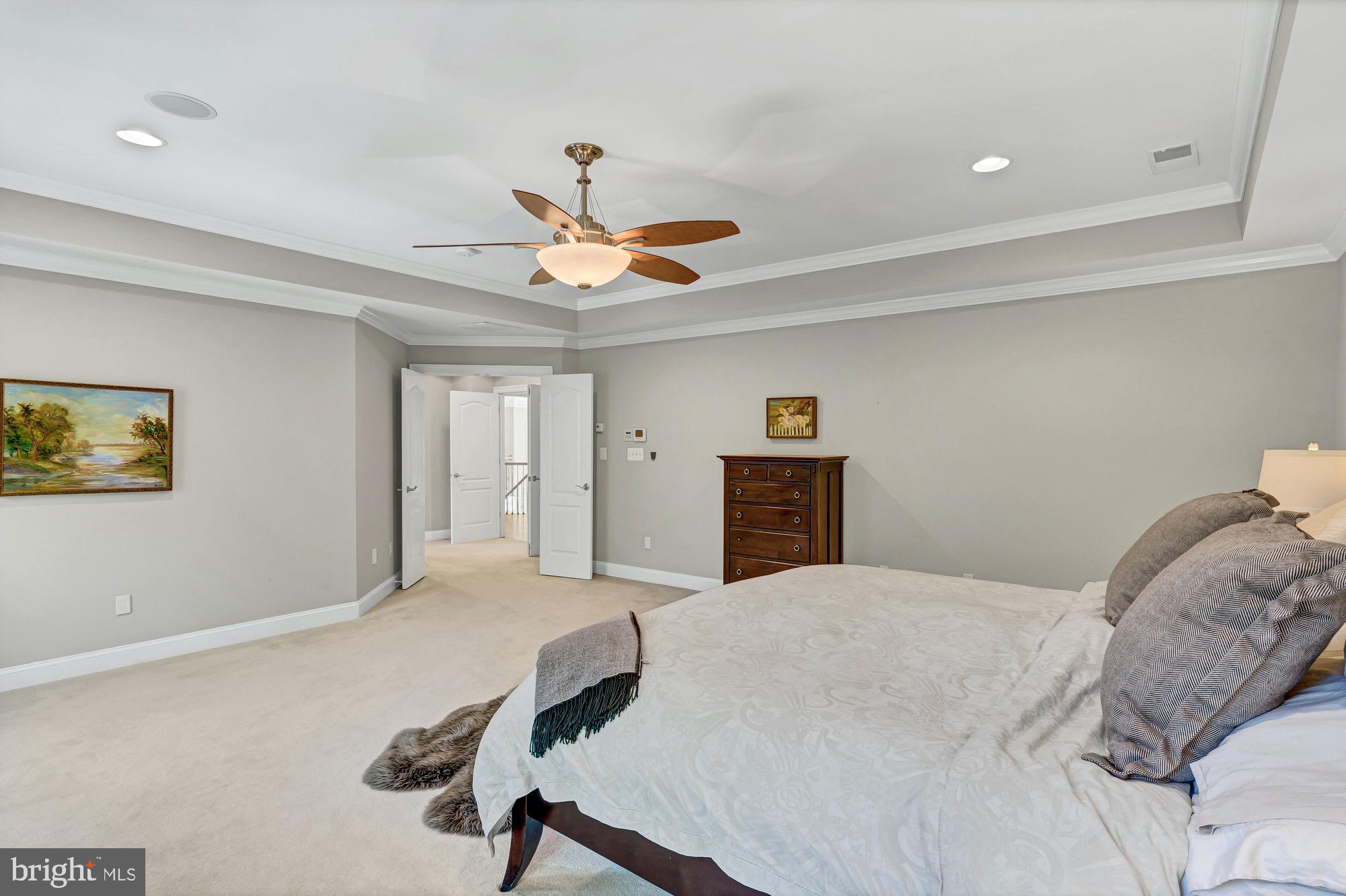 TYSONS ESTATES - Residential