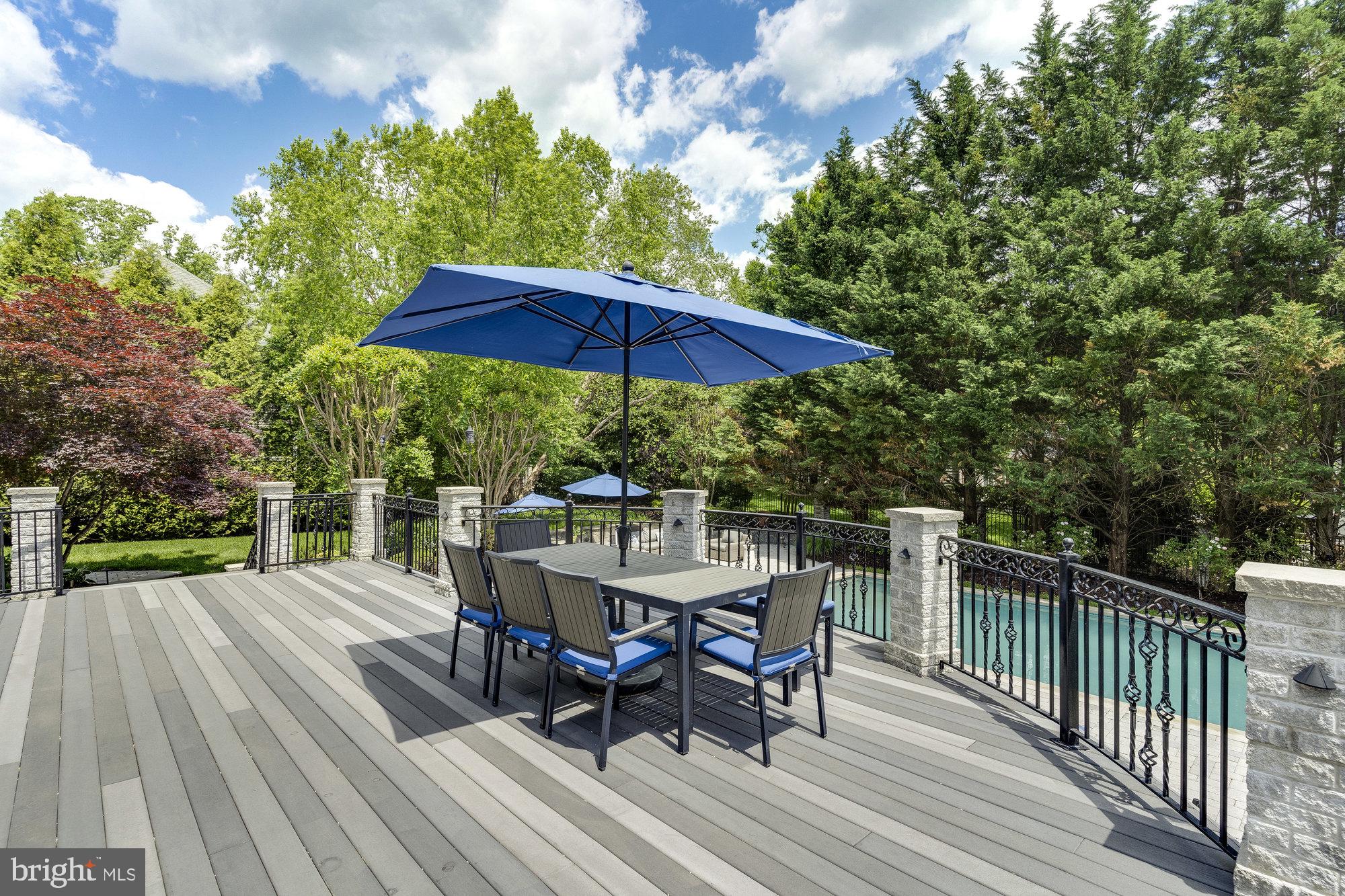 TYSONS ESTATES - Residential