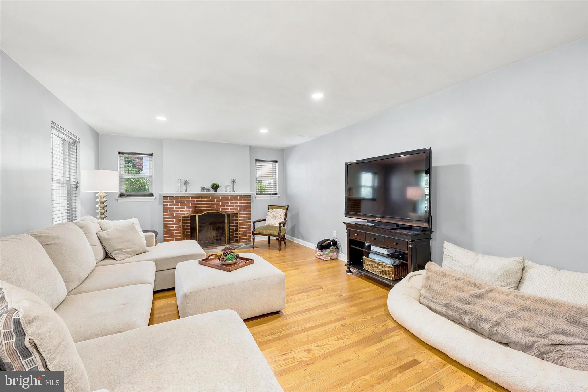 ARDMORE - Residential