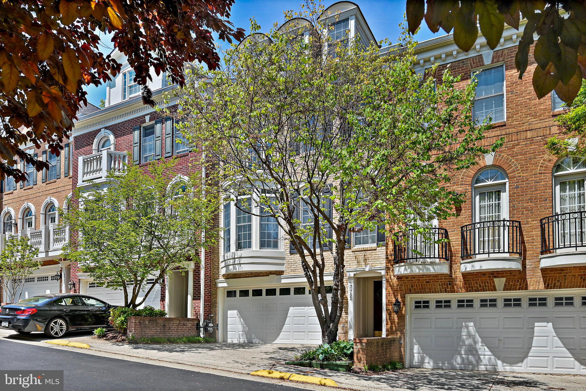 MCLEAN PLACE TOWNHOME - Residential Lease