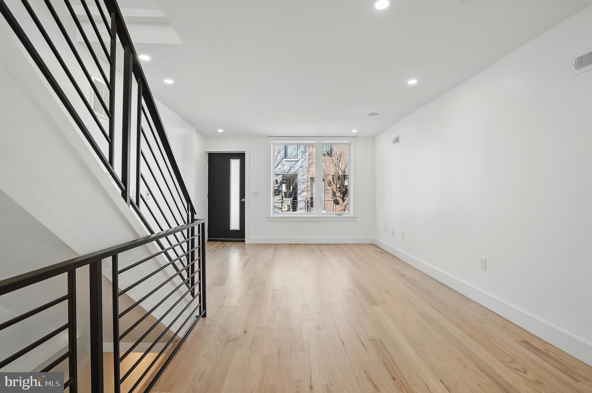 EAST PASSYUNK CROSSING - Residential