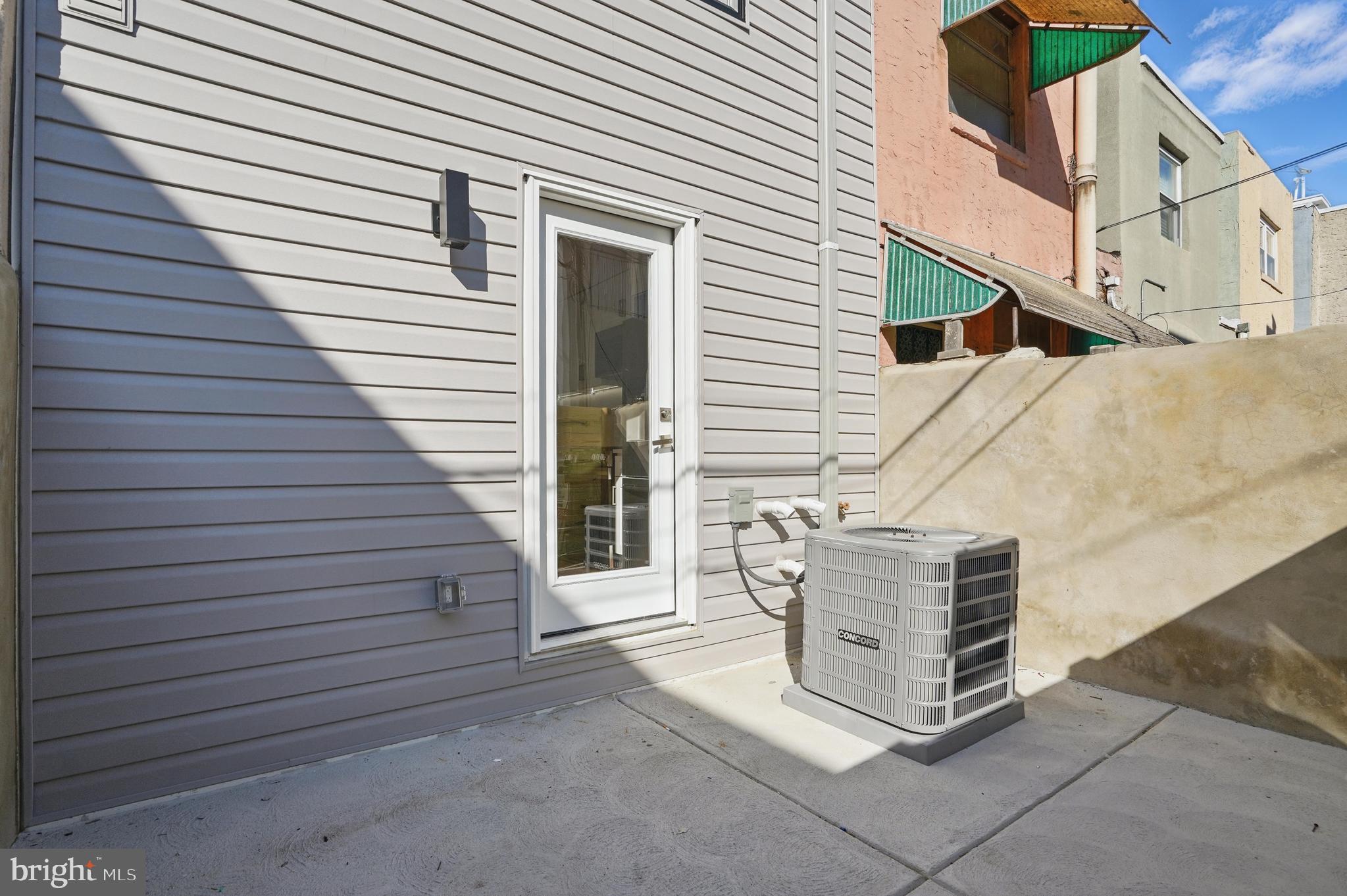 EAST PASSYUNK CROSSING - Residential