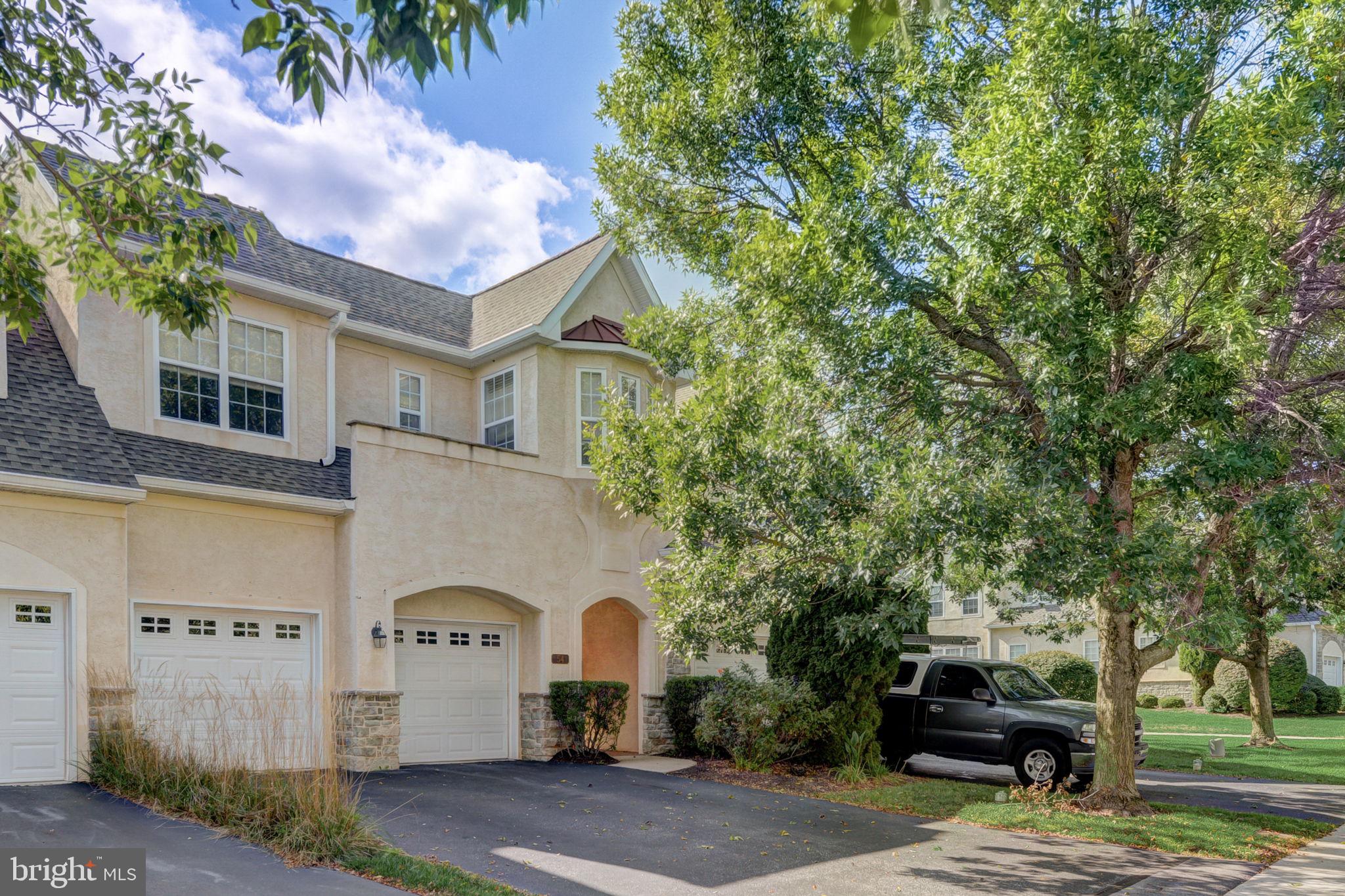 CHERRY CREEK - Residential