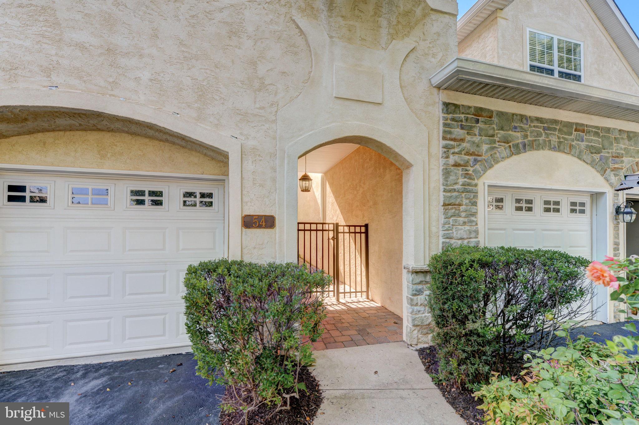 CHERRY CREEK - Residential