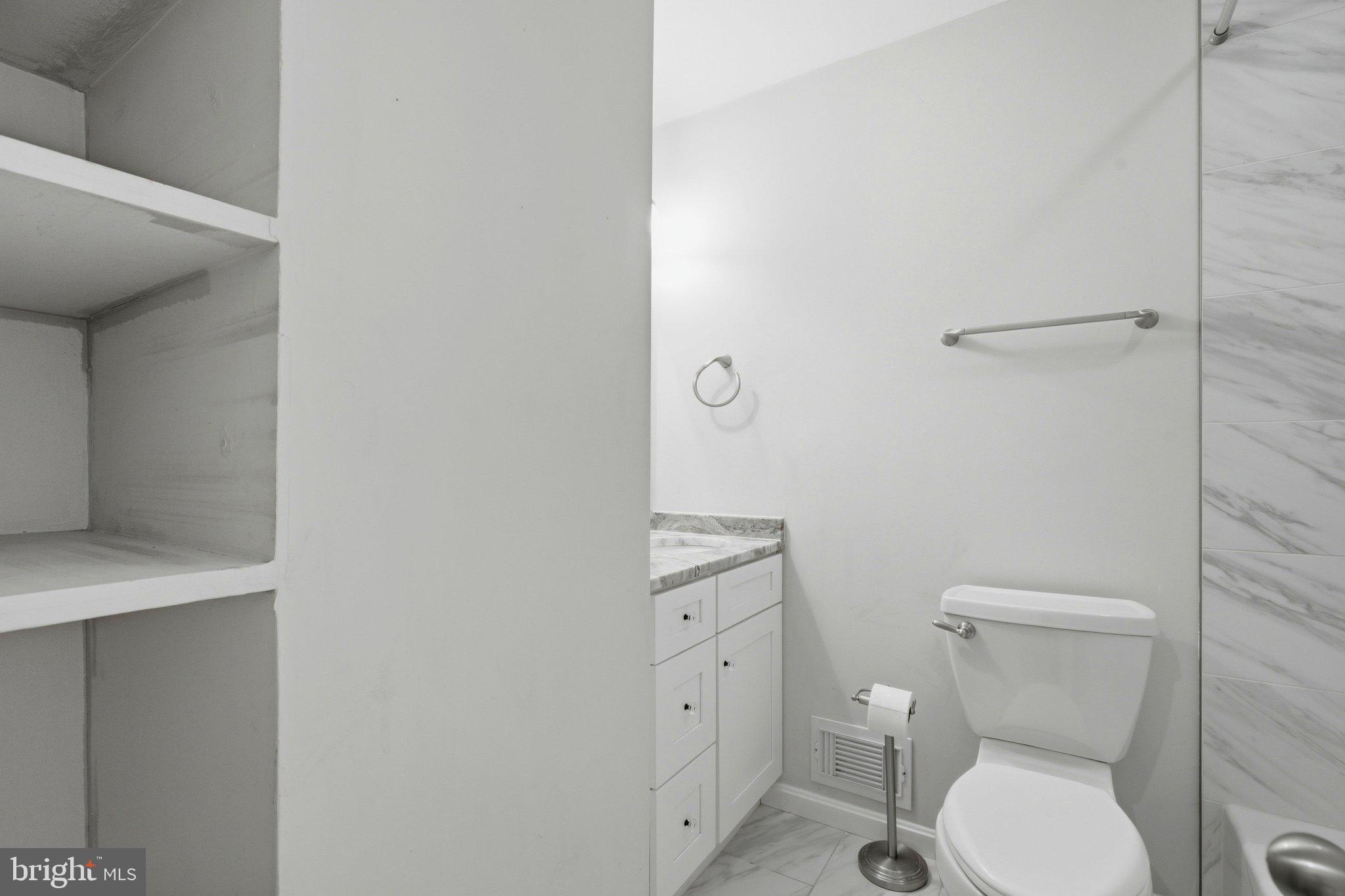 PARIS ESTATES - Residential