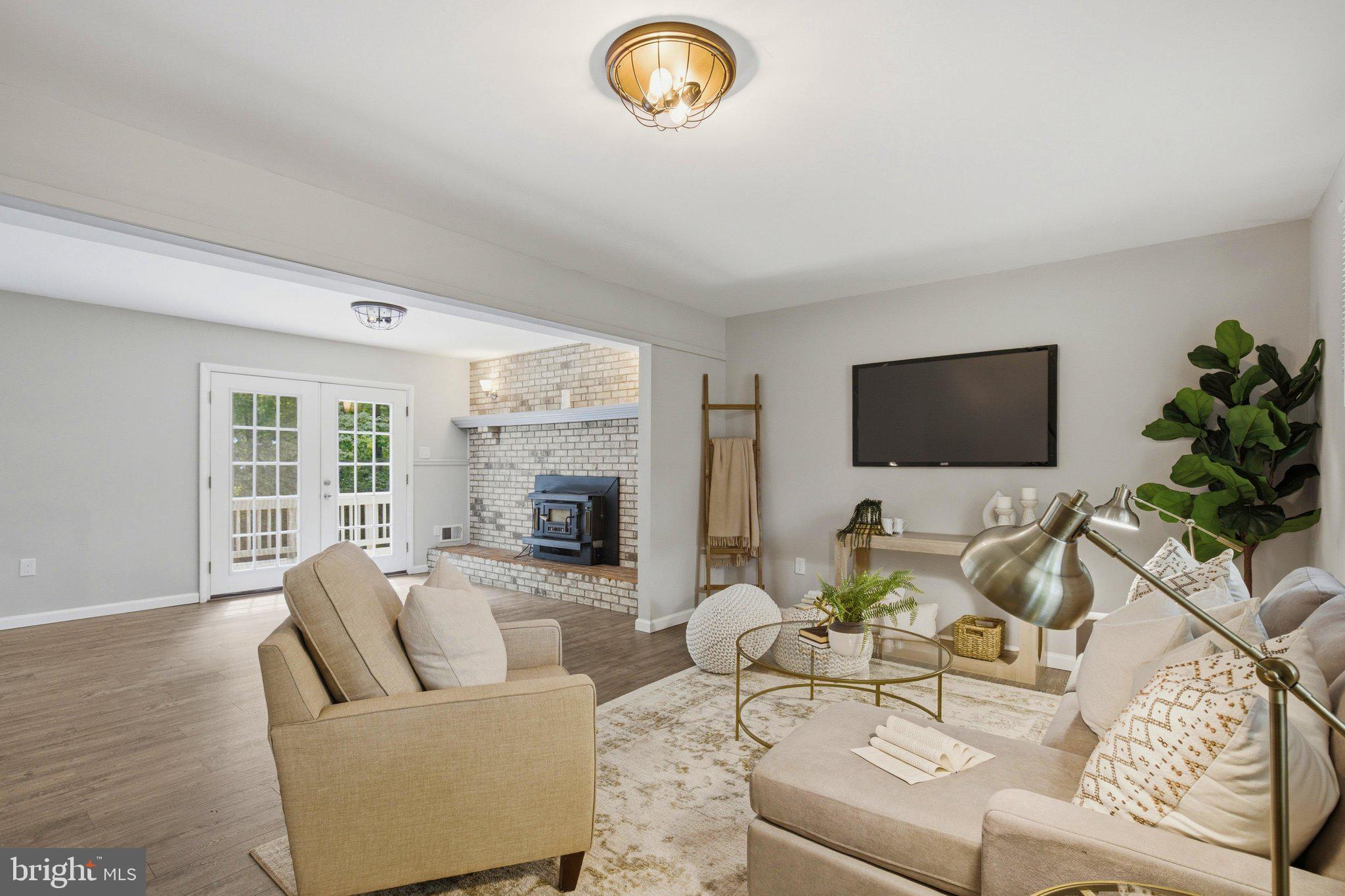 PARIS ESTATES - Residential