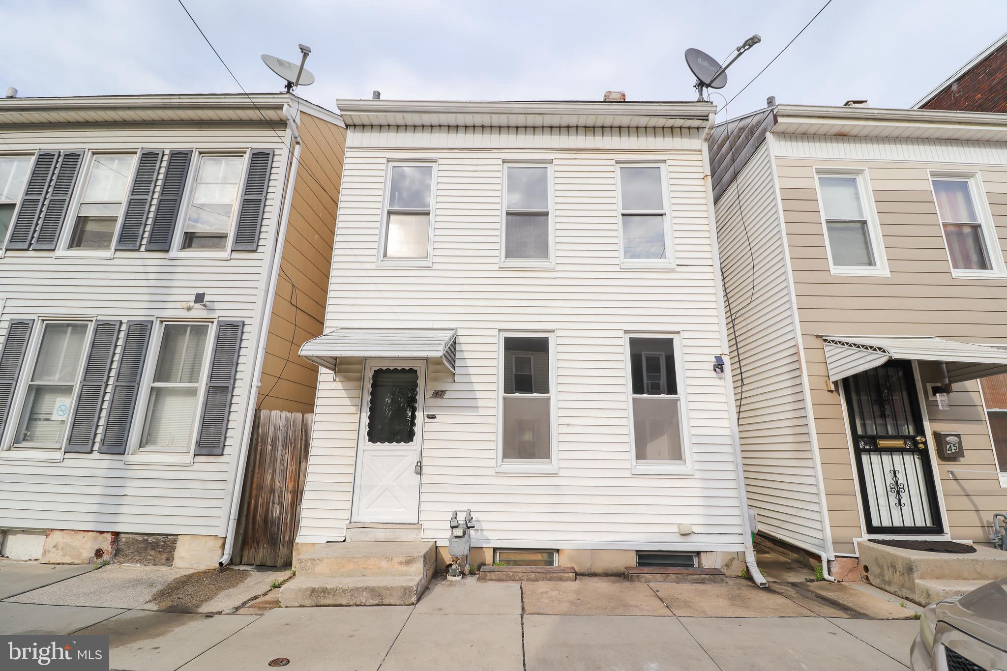 EAST YORK - Residential