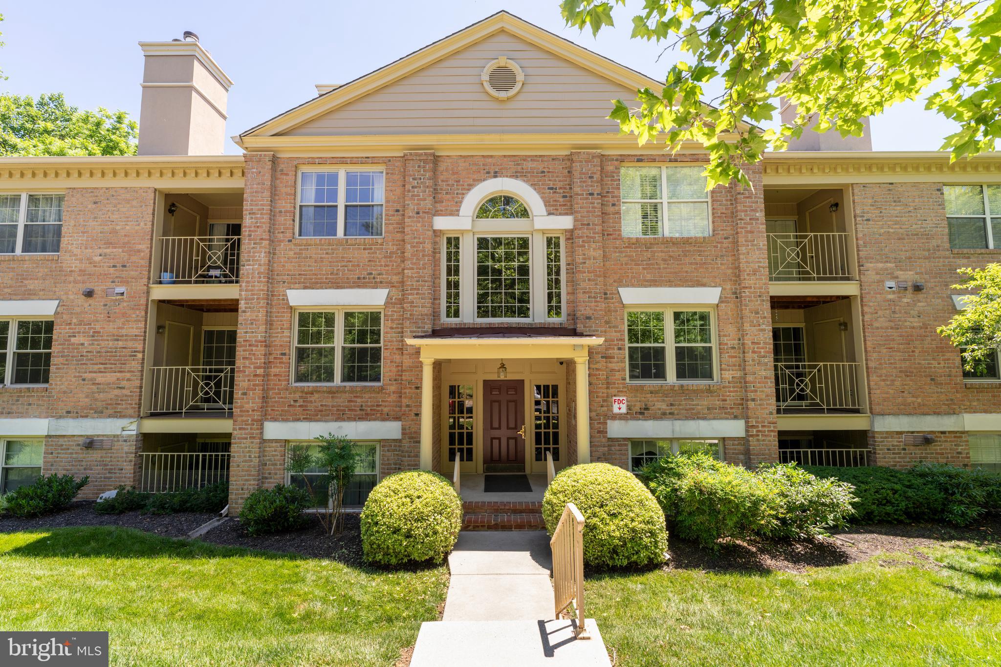 LOVETON FARMS - Residential