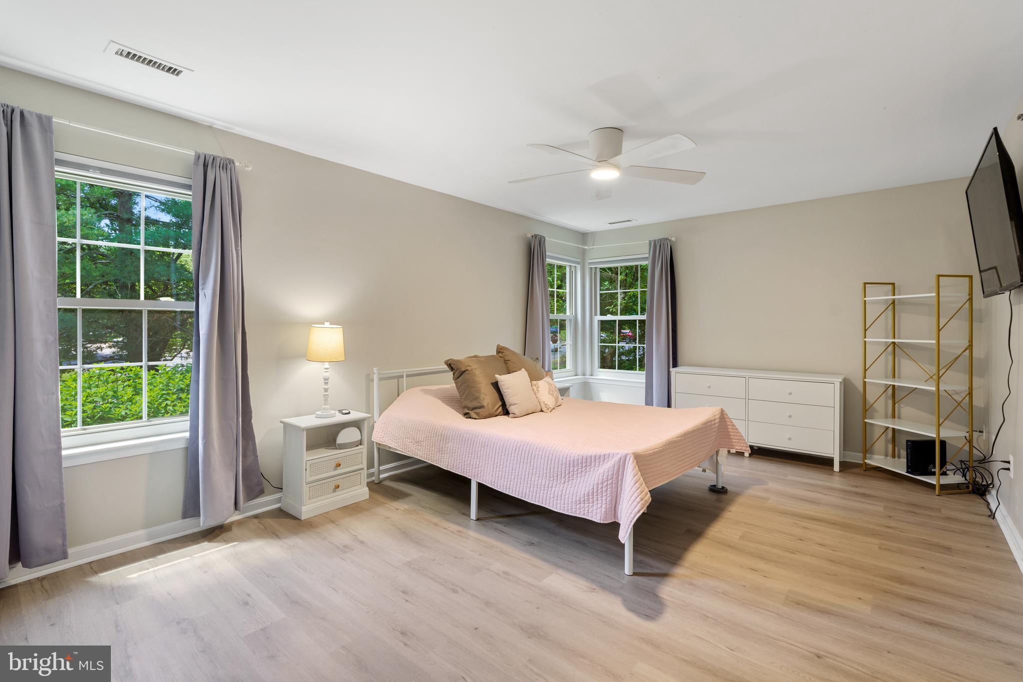 LOVETON FARMS - Residential