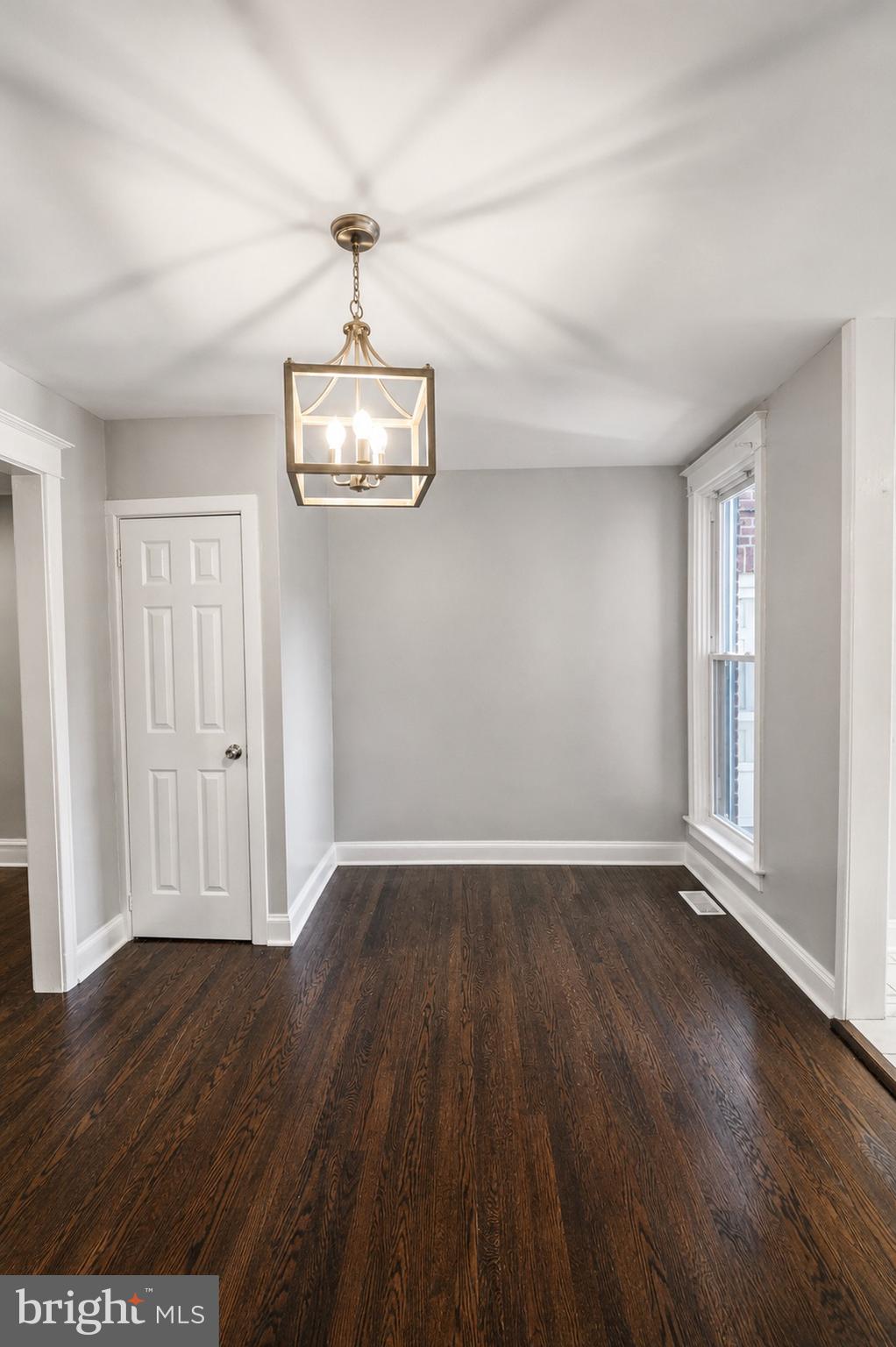 SUMMERDALE - Residential