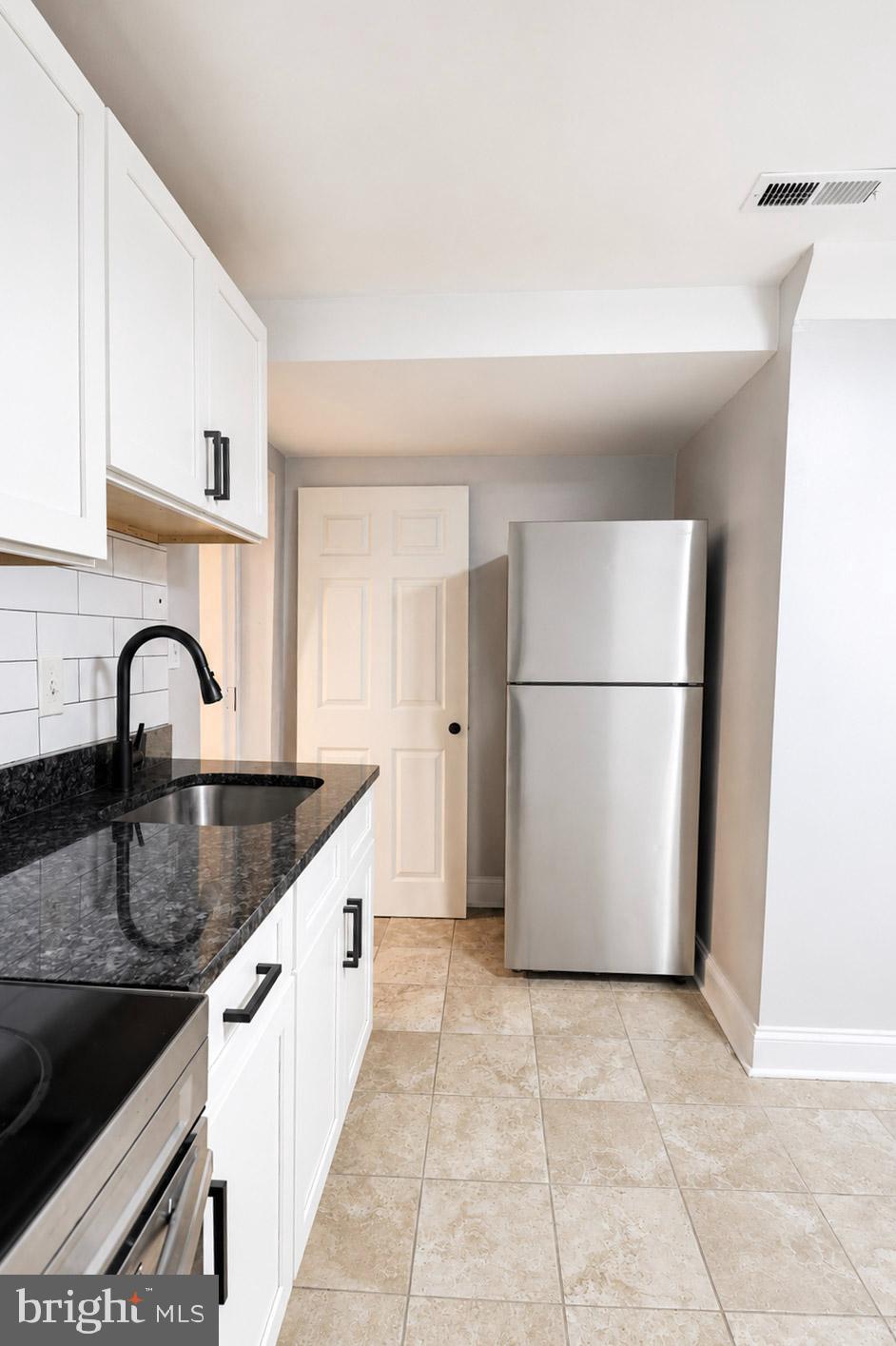SUMMERDALE - Residential