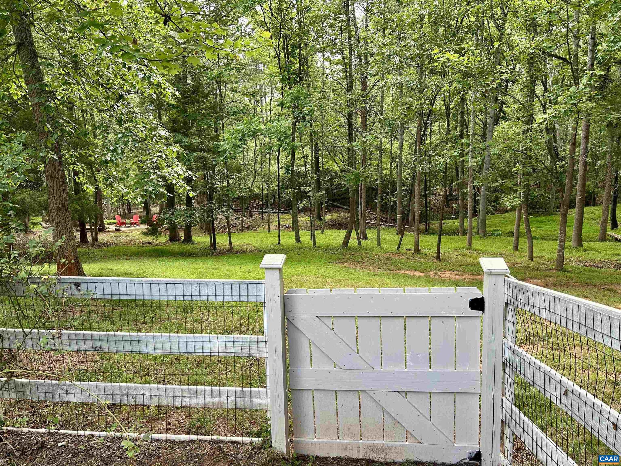TANAGER WOODS - Residential