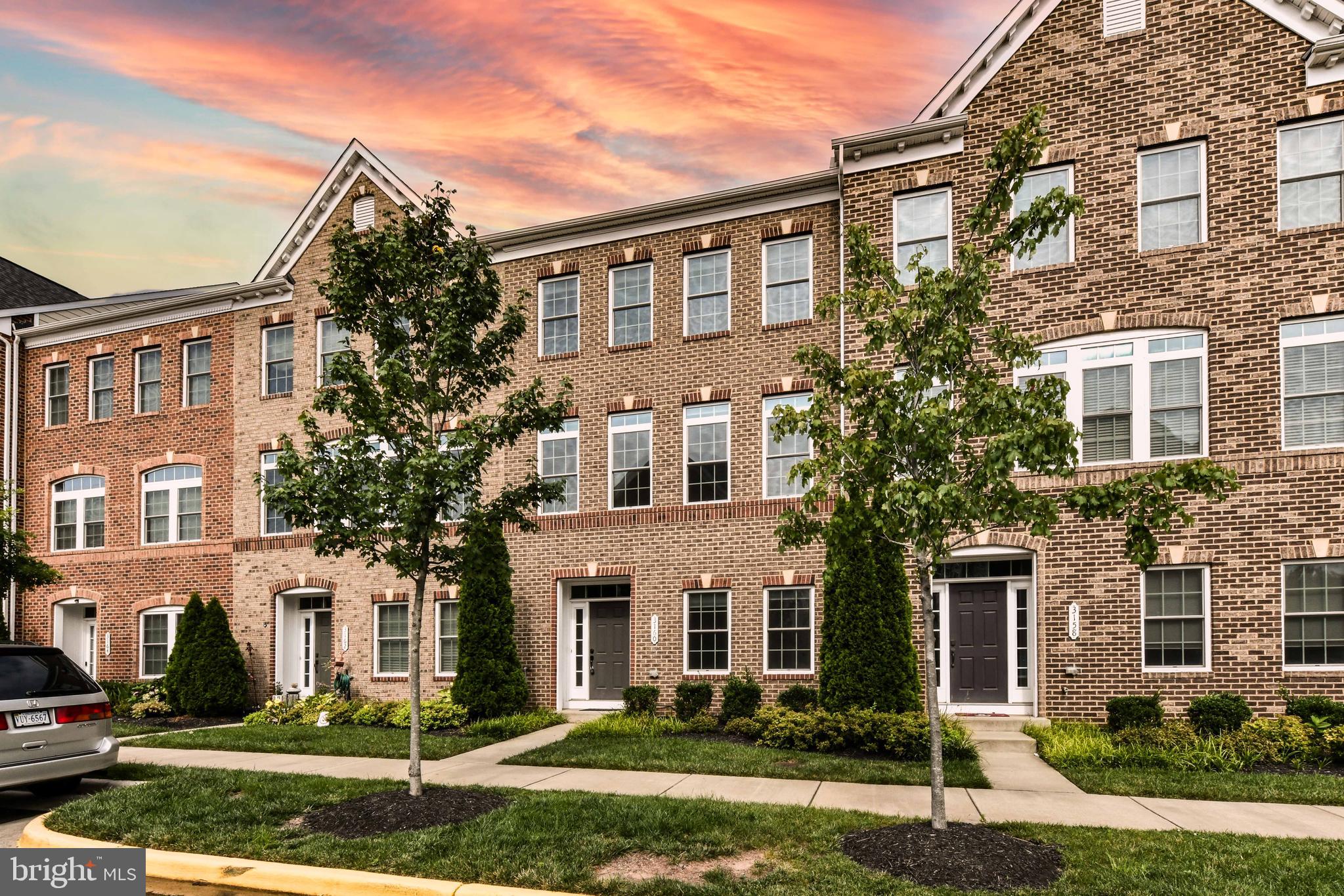 Gorgeous 4BR, 4.5BA townhouse in Westfield HS pyramid in sought-after Discovery Square community*Foyer with beautiful tiled floors, entry level bedroom with full bath, laundry room & leads to 2-car garage in rear*Hardwood stairway leading to main level featuring beautiful hardwood floors, recessed lighting, neutral paint tones & sundrenched rooms*Expansive Chef's Kitchen featuring granite counters, ample 42" cabinetry, stainless steel appliances & oversized island with pendant lighting*Kitchen eatery/nook with patio doors leading to balcony*Spacious living room off kitchen & wrought-iron stair case to second upper level featuring primary suite with tray ceiling, walk-in closet & spa-like bathroom with granite vanity & soaking tub + tiled shower*Two additional, nicely sized bedrooms with two updated, tiled bathrooms*Community amenities include 3 playgrounds in the neighborhood, Volleyball court & just minutes from local community center with baseball & soccer fields/parks*Property located not too far from Dulles airport, route 66, 28 & 267*