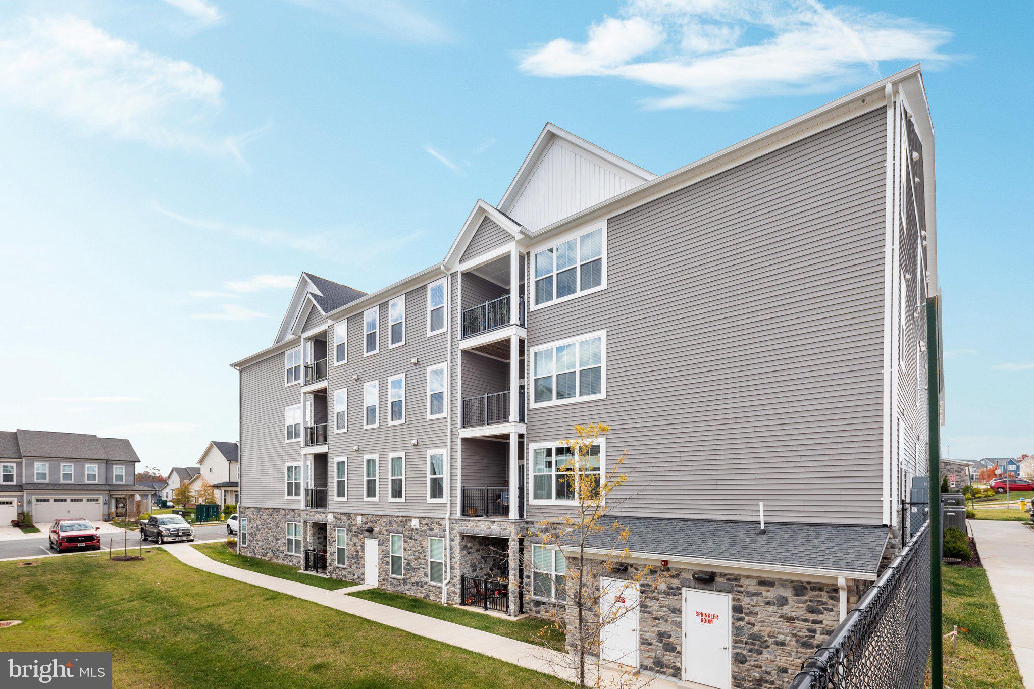 EMBREY MILL - Residential