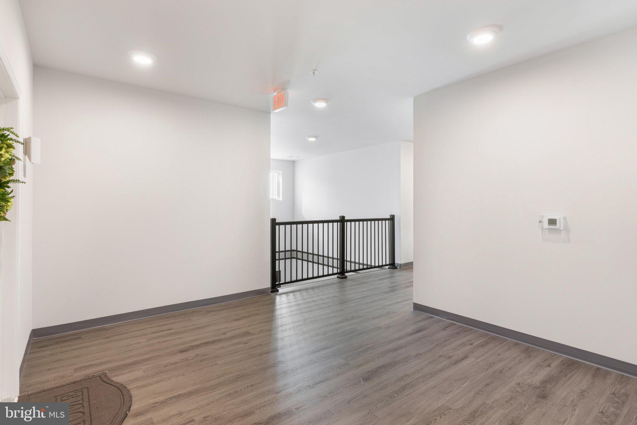 EMBREY MILL - Residential