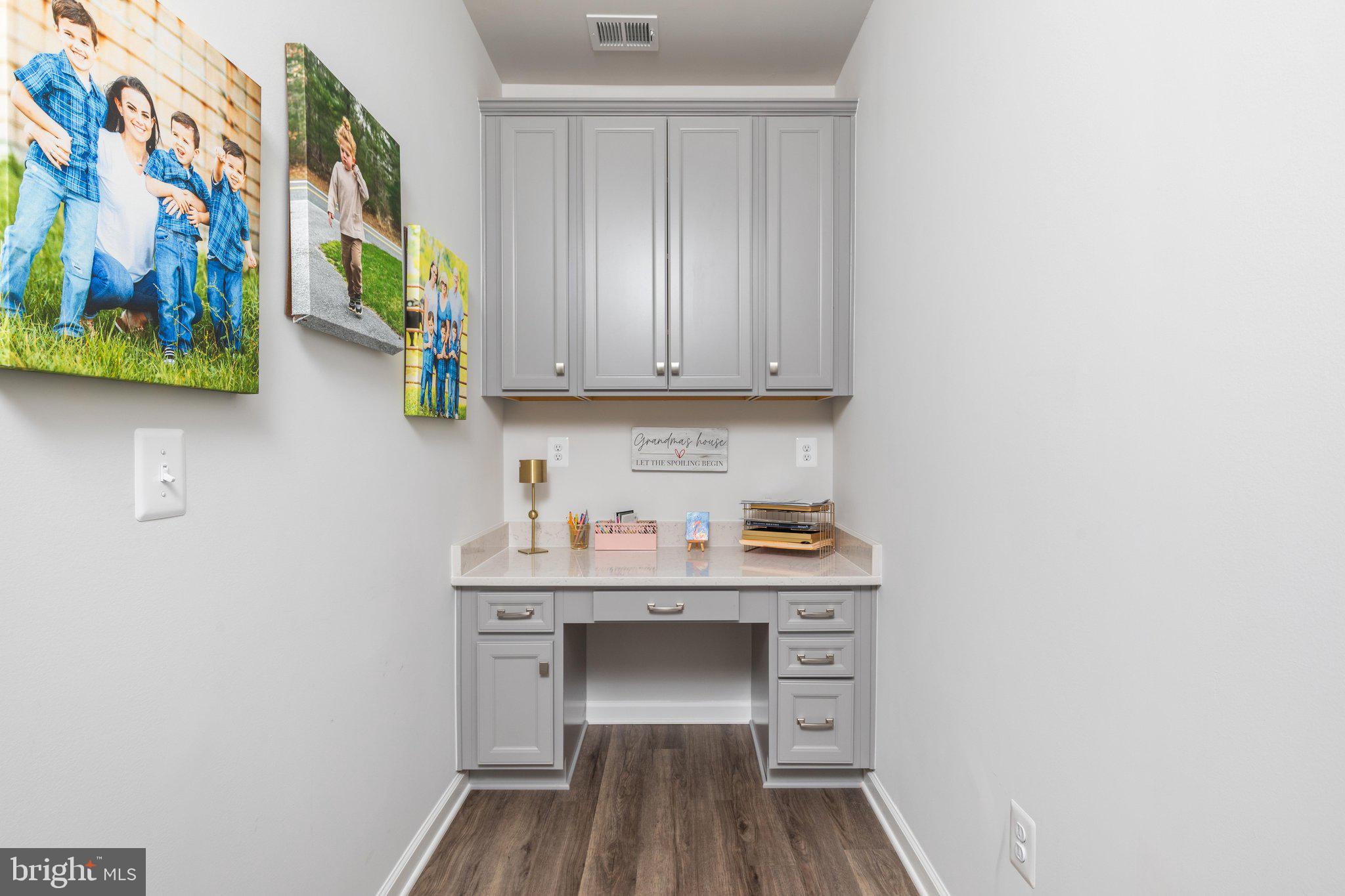 EMBREY MILL - Residential