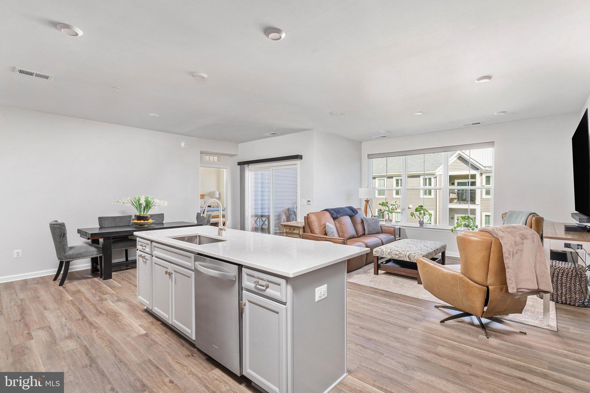 EMBREY MILL - Residential
