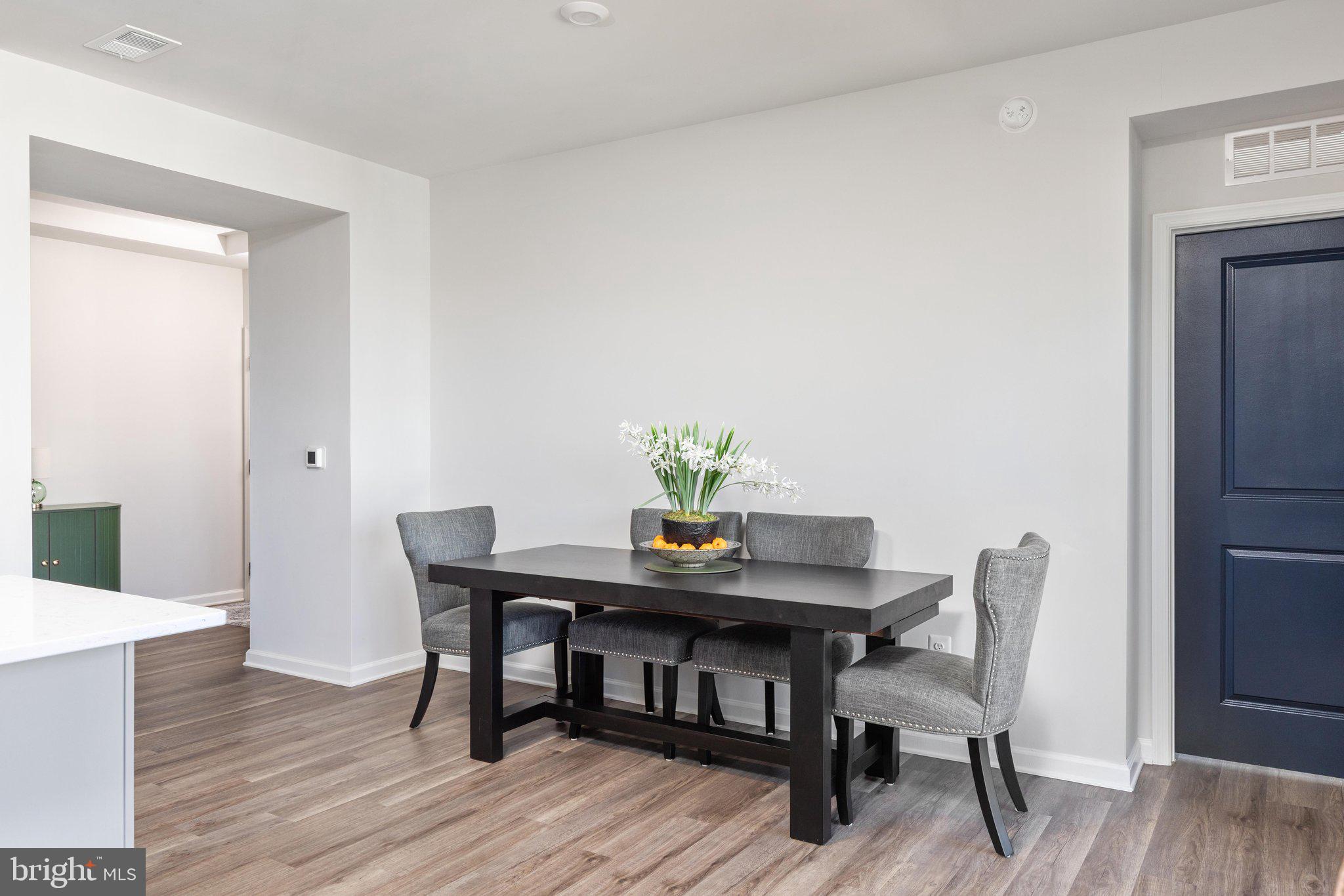 EMBREY MILL - Residential