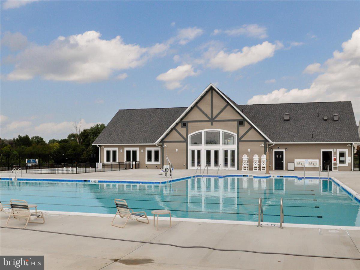 LINTON AT BALLENGER - Residential