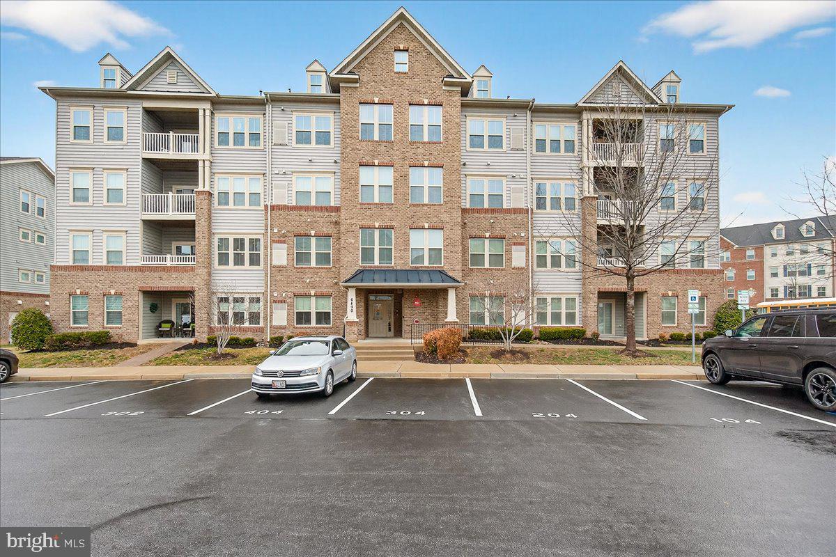 LINTON AT BALLENGER - Residential