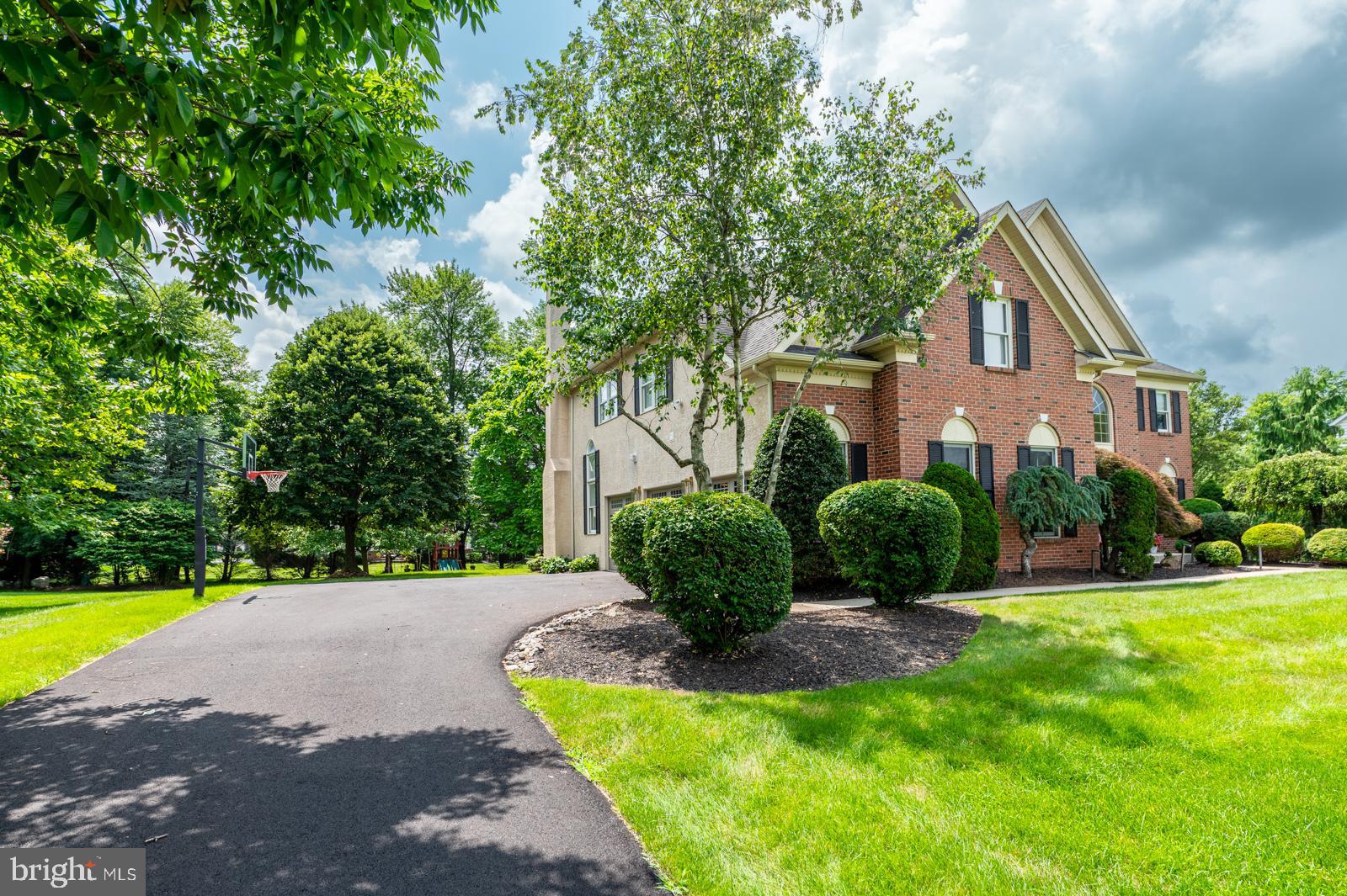 ESTS AT CEDAR HILL - Residential