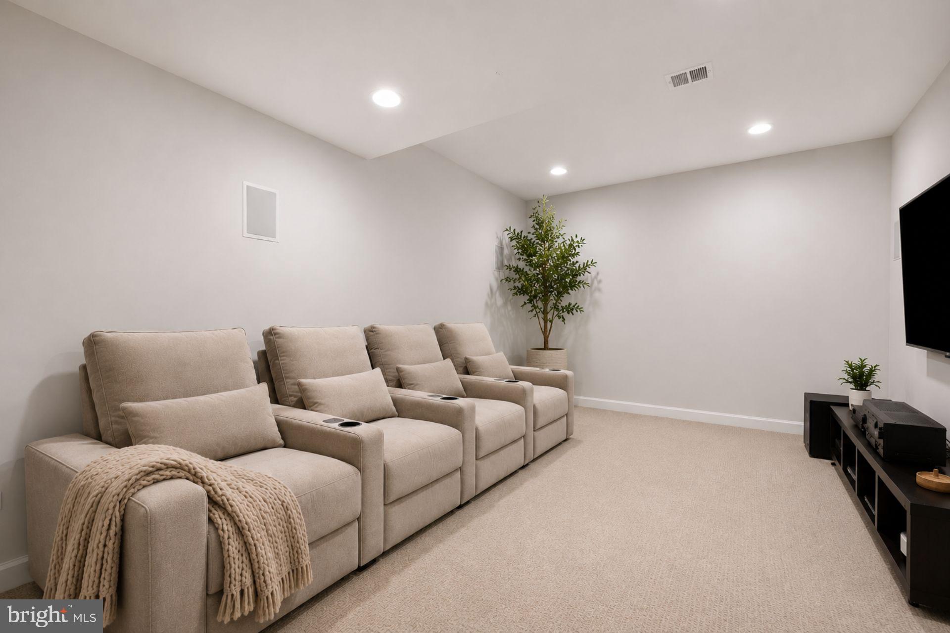 DAWSON'S CORNER - Residential