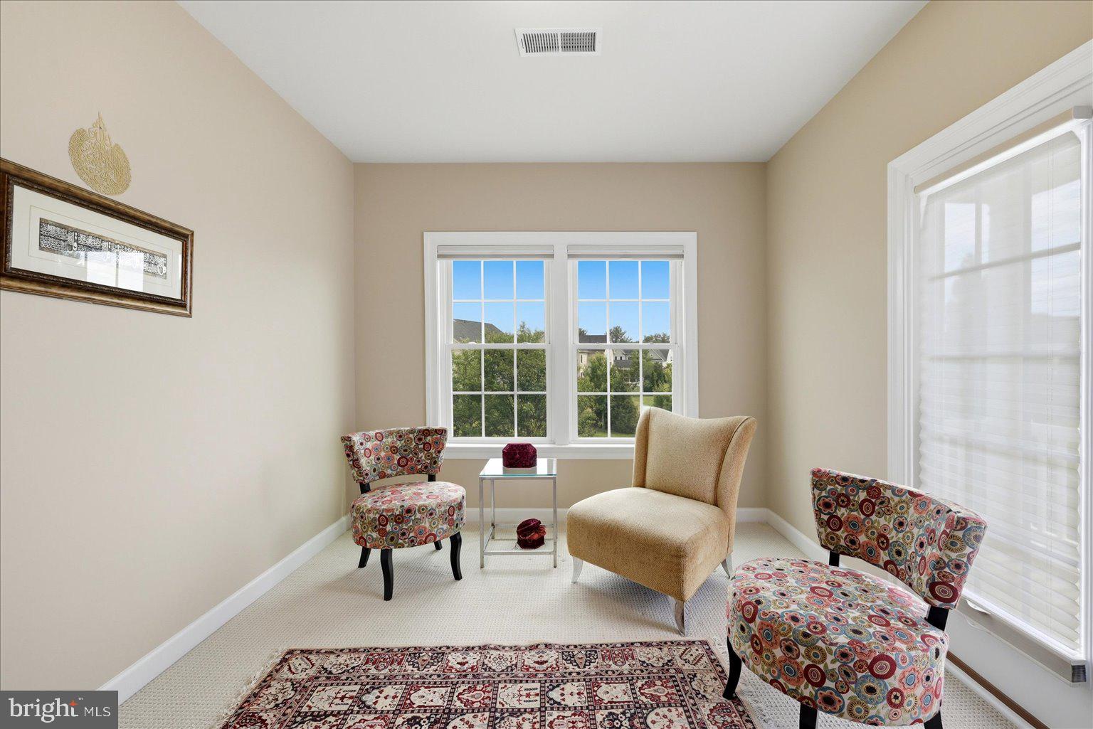 DAWSON'S CORNER - Residential